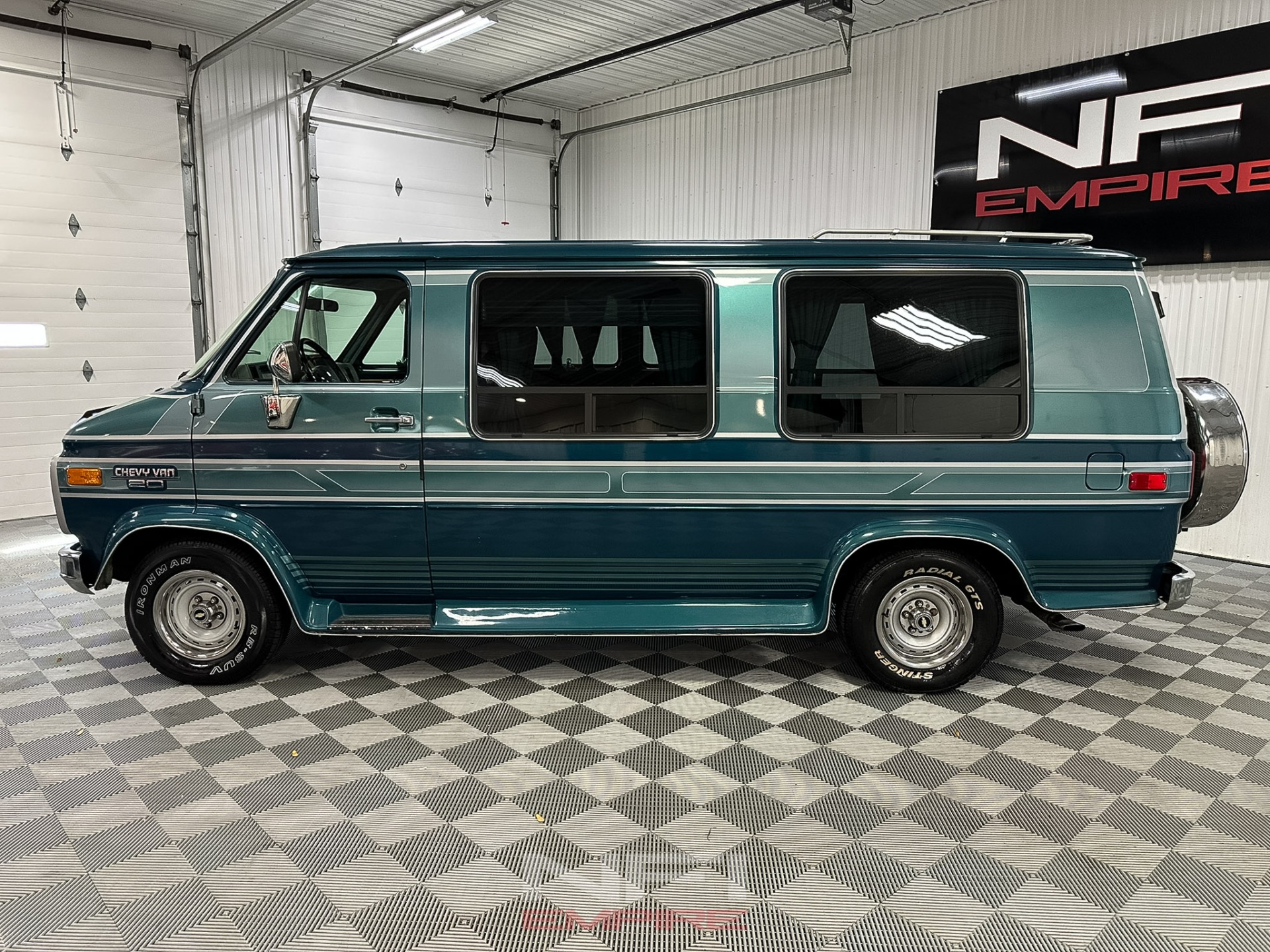 Used-1993-Chevrolet-G-Series-G20-Van-1747431486 (1)