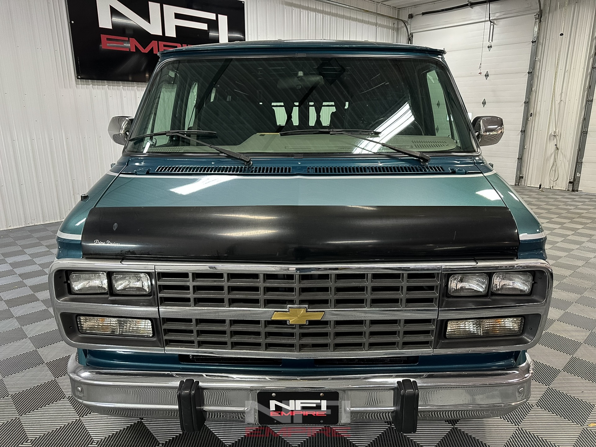 Used-1993-Chevrolet-G-Series-G20-Van-1747431487 (1)