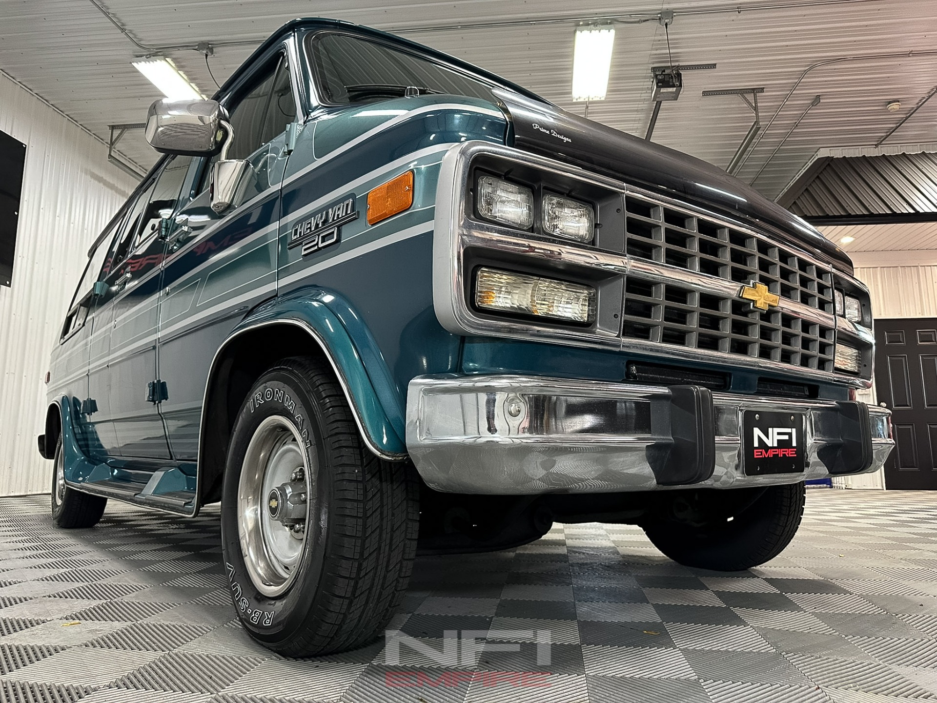 Used-1993-Chevrolet-G-Series-G20-Van-1747431528 (8)