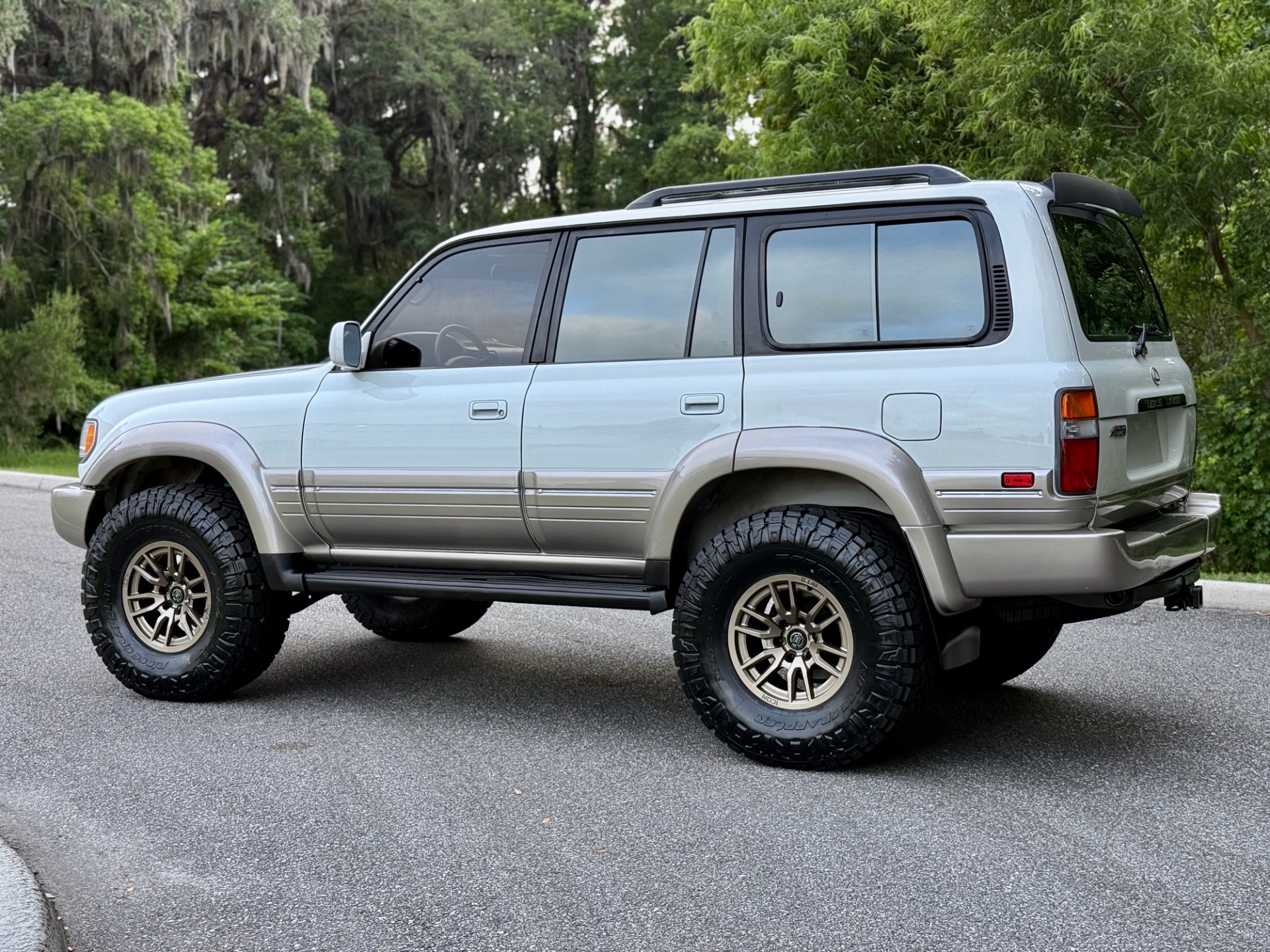 Used-1996-Lexus-LX-450-FRESH-BUILD-EXCELLLENT-1747442547 (1)
