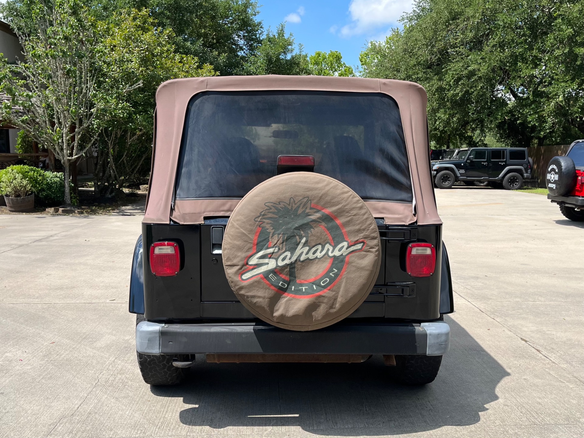Used-2000-Jeep-Wrangler-Sahara (6)
