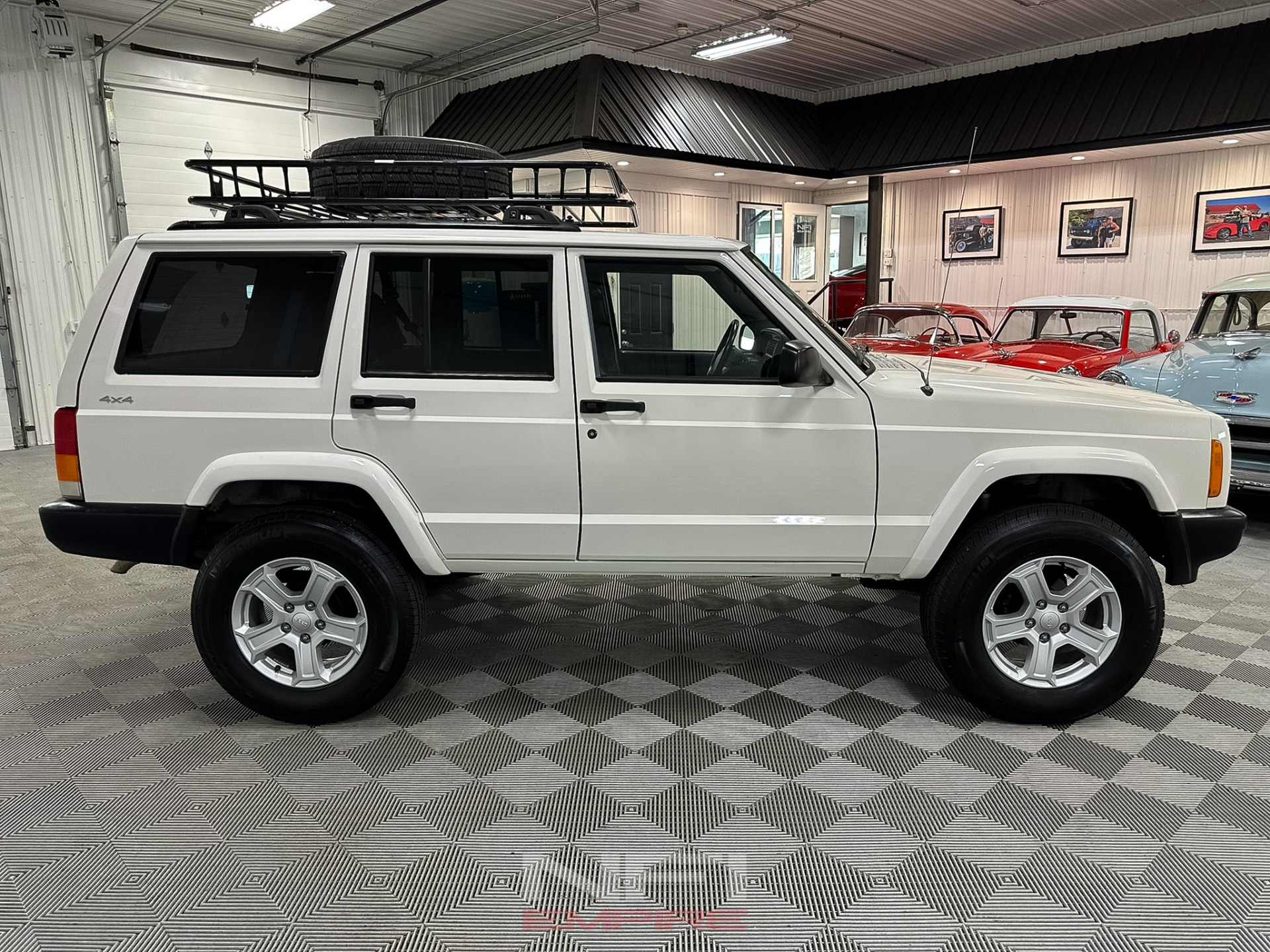Used-2001-Jeep-Cherokee-Sport-Utility-4D-1746025460
