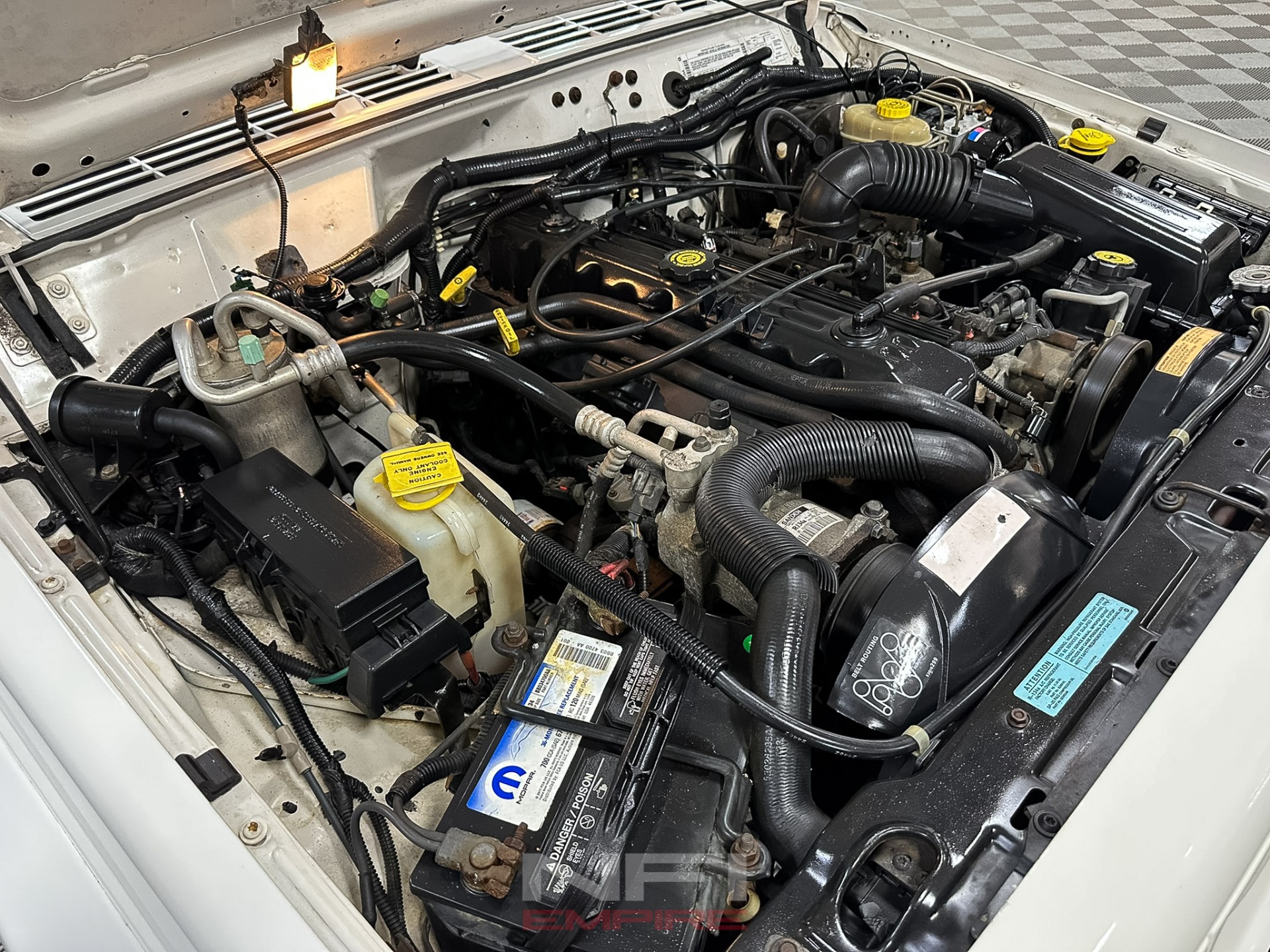 Used-2001-Jeep-Cherokee-Sport-Utility-4D-1746025521