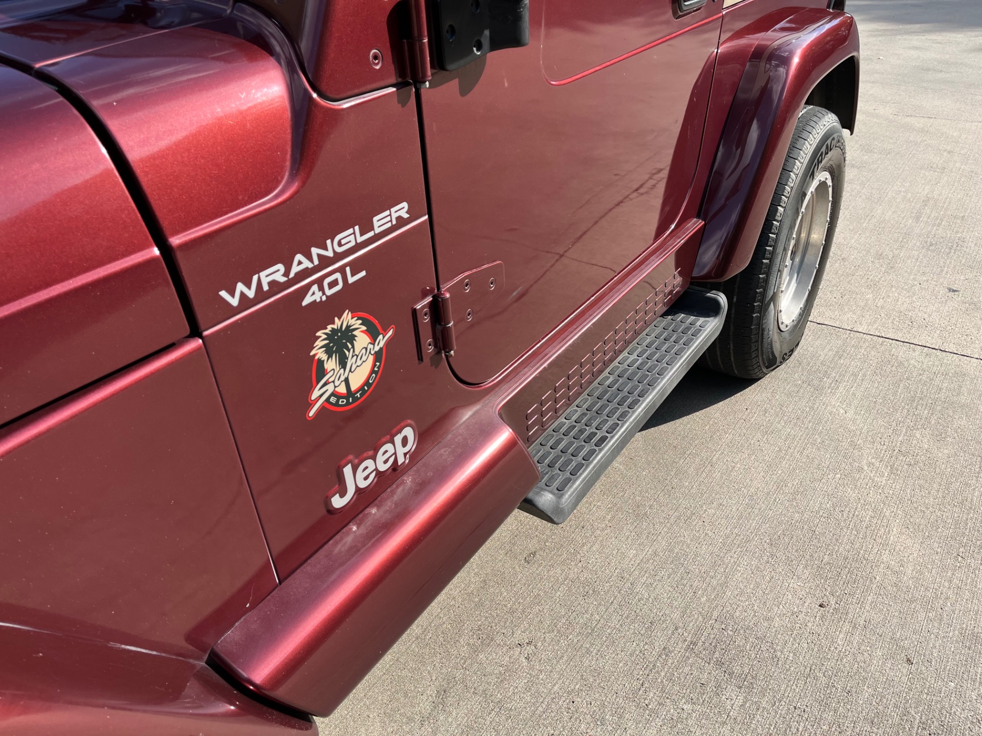 Used-2001-Jeep-Wrangler-Sahara (3)