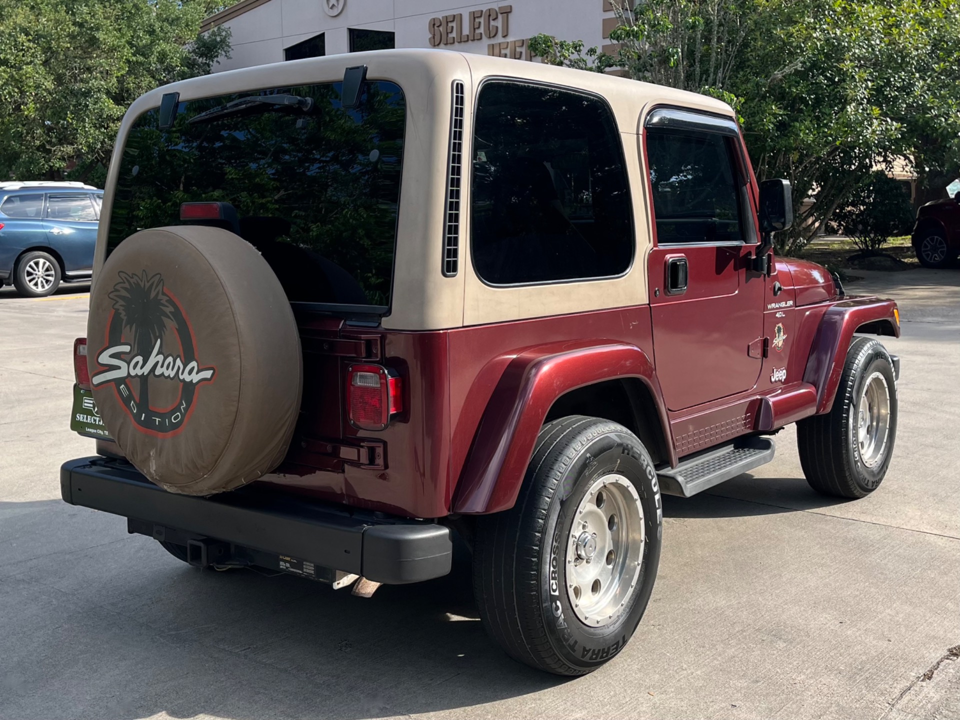 Used-2001-Jeep-Wrangler-Sahara (7)