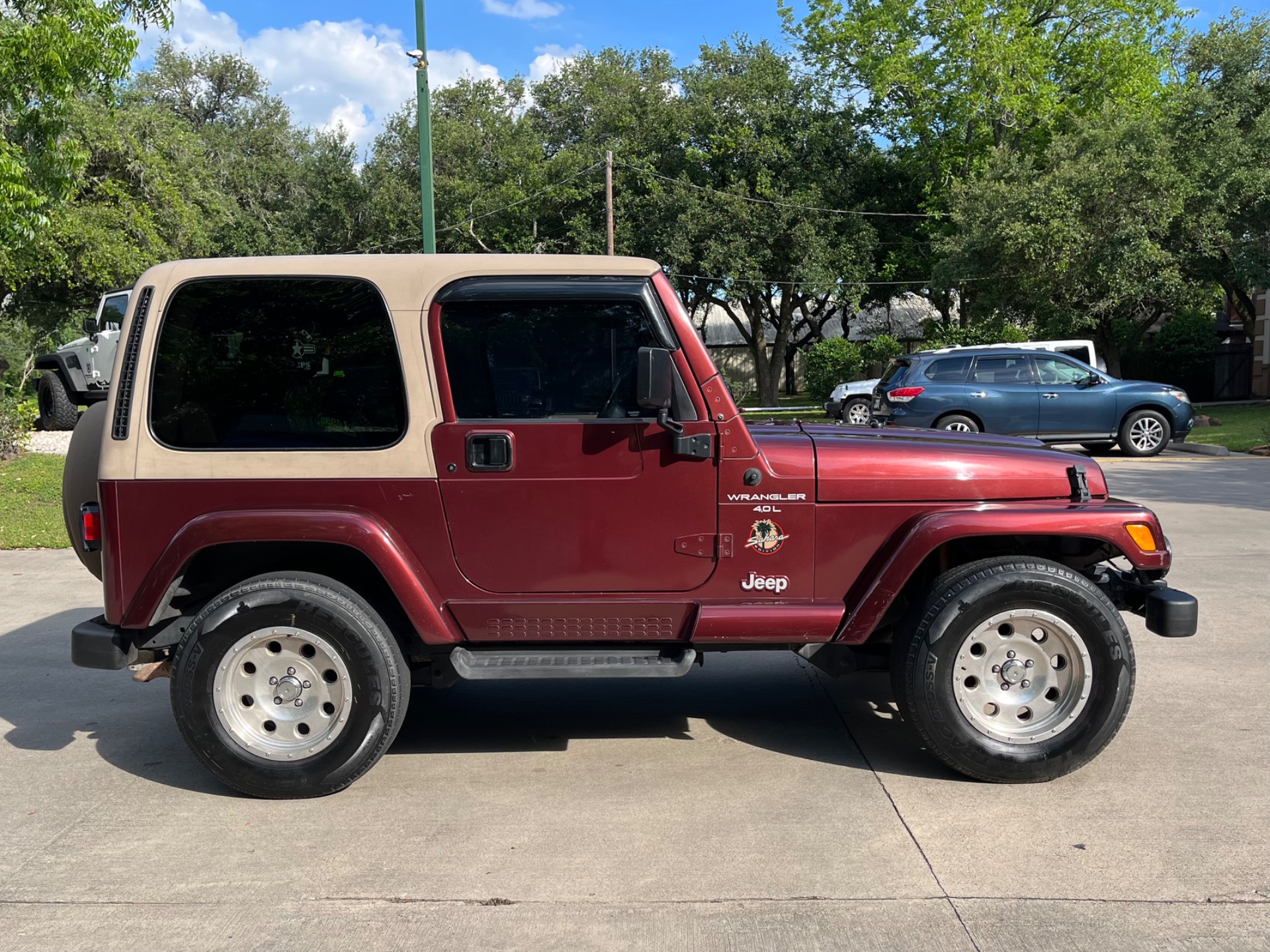 Used-2001-Jeep-Wrangler-Sahara (8)
