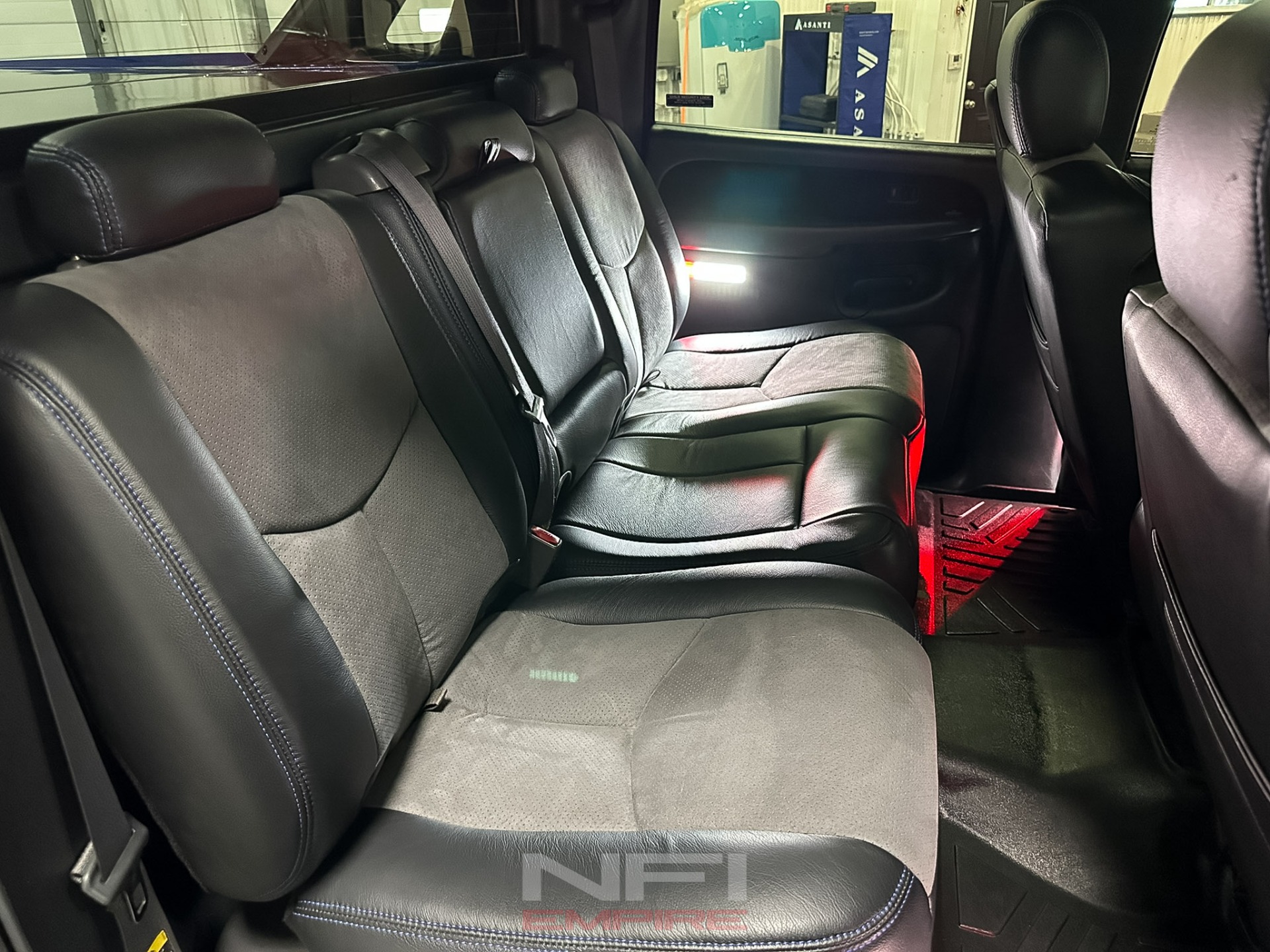 Used-2002-Chevrolet-Avalanche-2500-Sport-Utility-Pickup-4D-1745951527 (28)