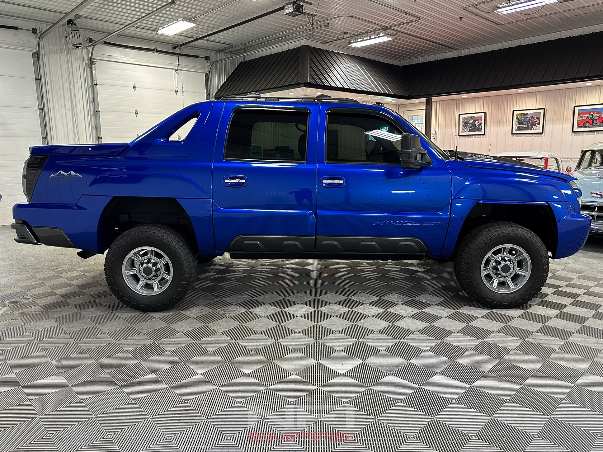 Used-2002-Chevrolet-Avalanche-2500-Sport-Utility-Pickup-4D-1745951527 (5)