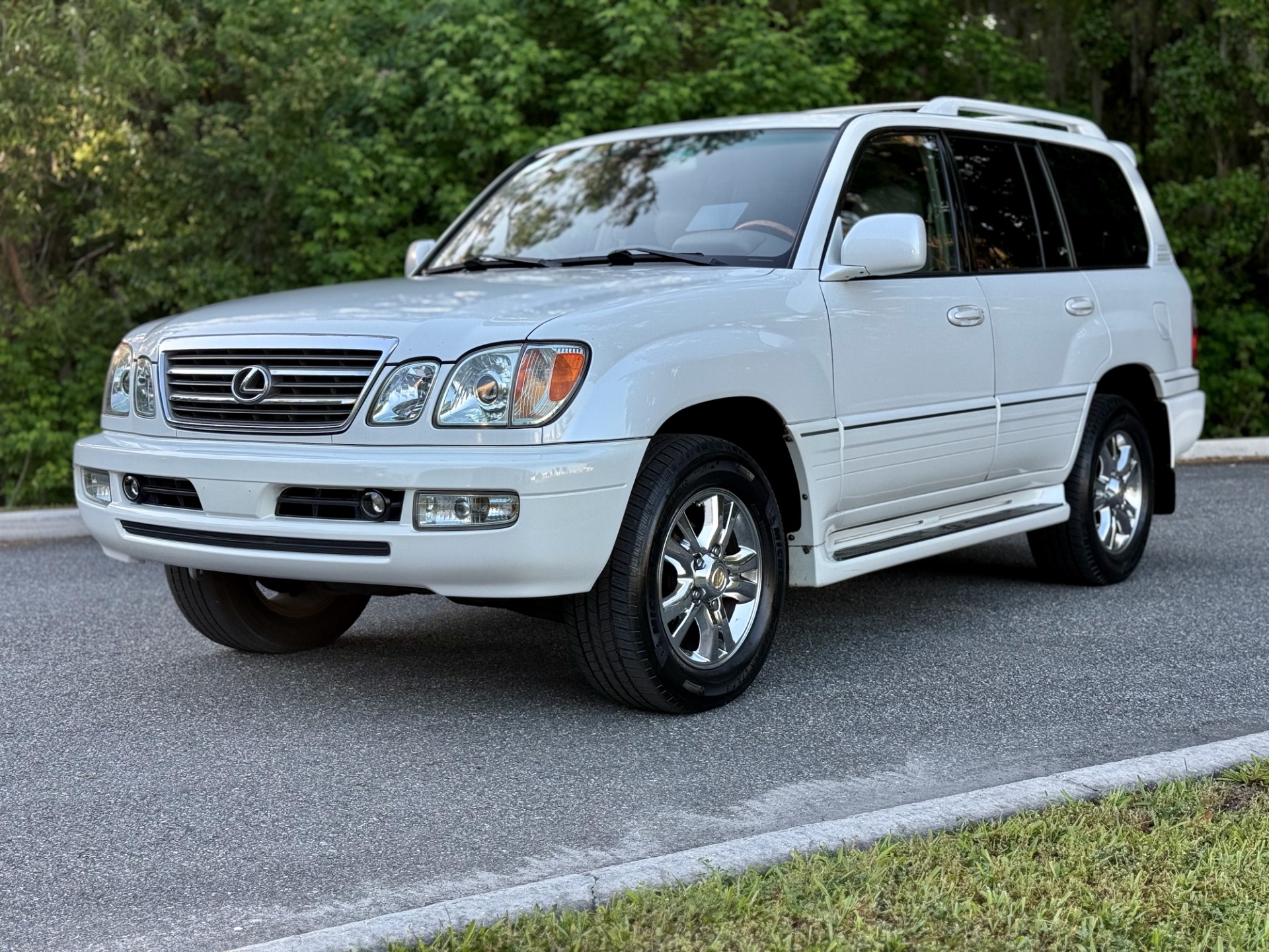 Used-2004-Lexus-LX-470-INCREDIBLY-CLEAN-1745265967