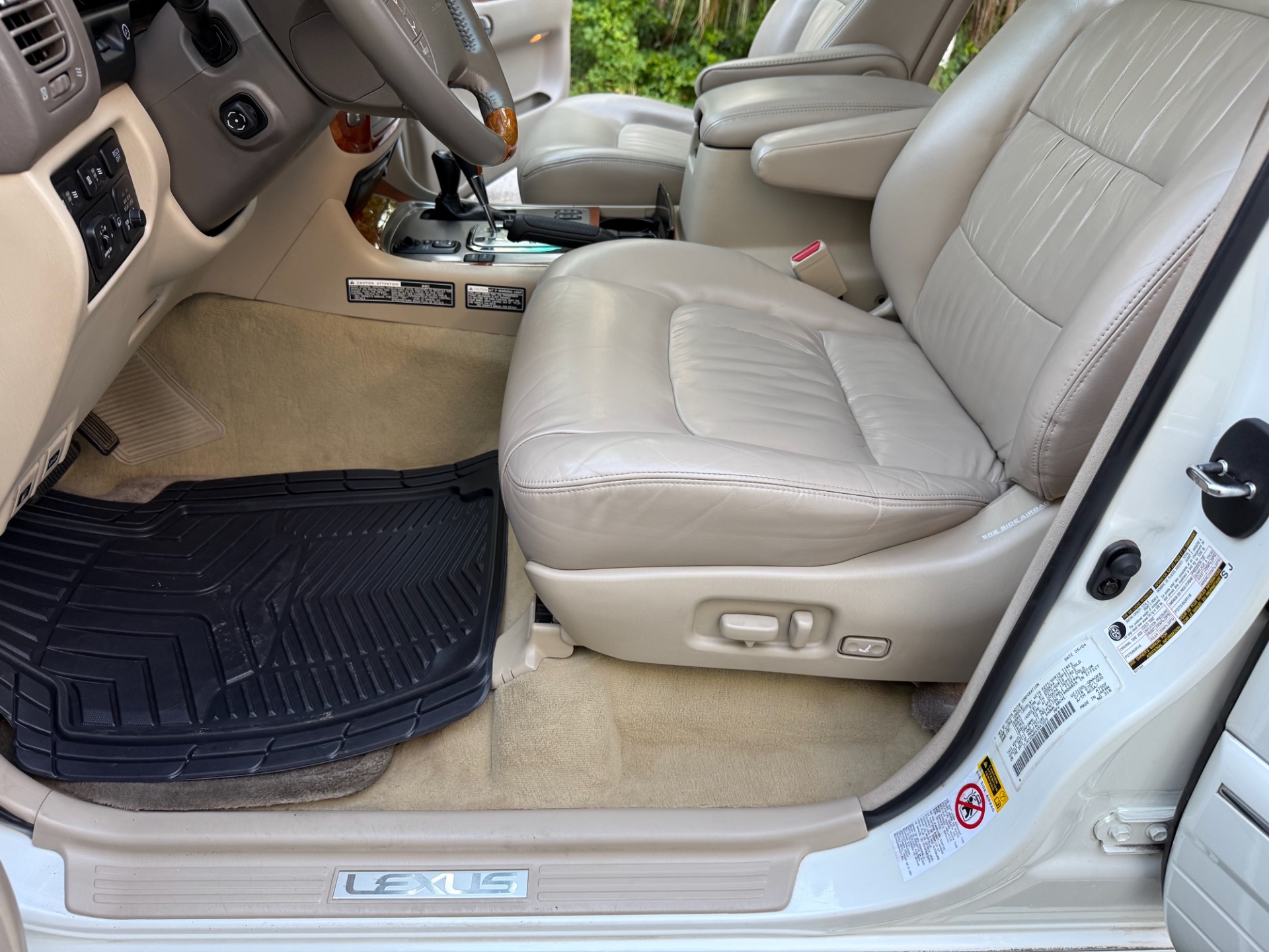 Used-2004-Lexus-LX-470-INCREDIBLY-CLEAN-1745265970
