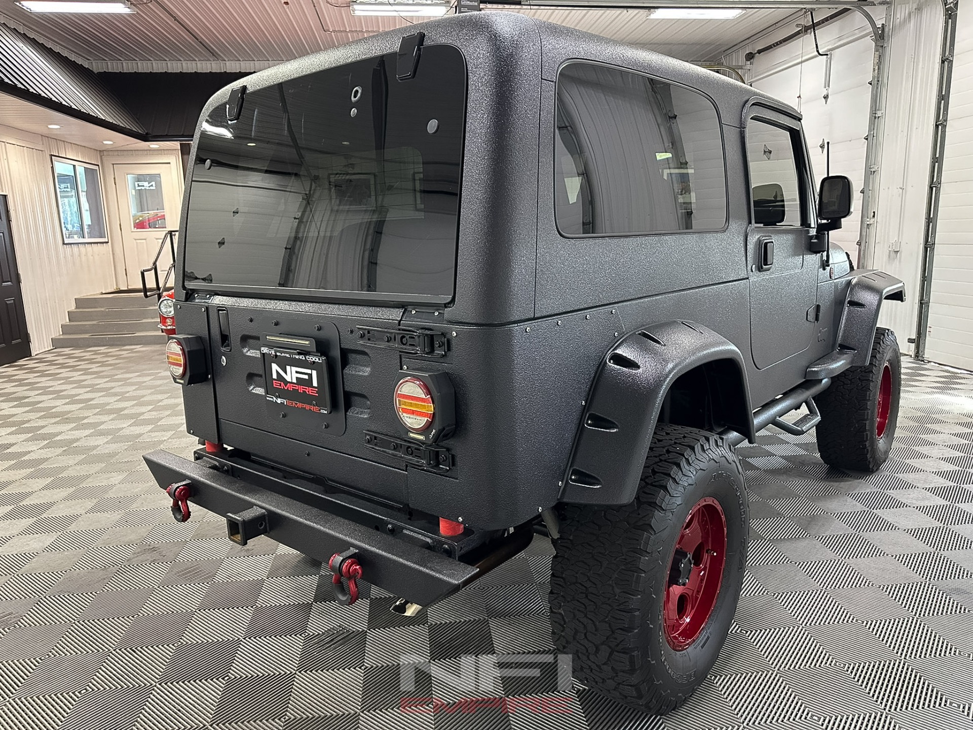 Used-2005-Jeep-Wrangler-Unlimited-Sport-Utility-2D-1746043941