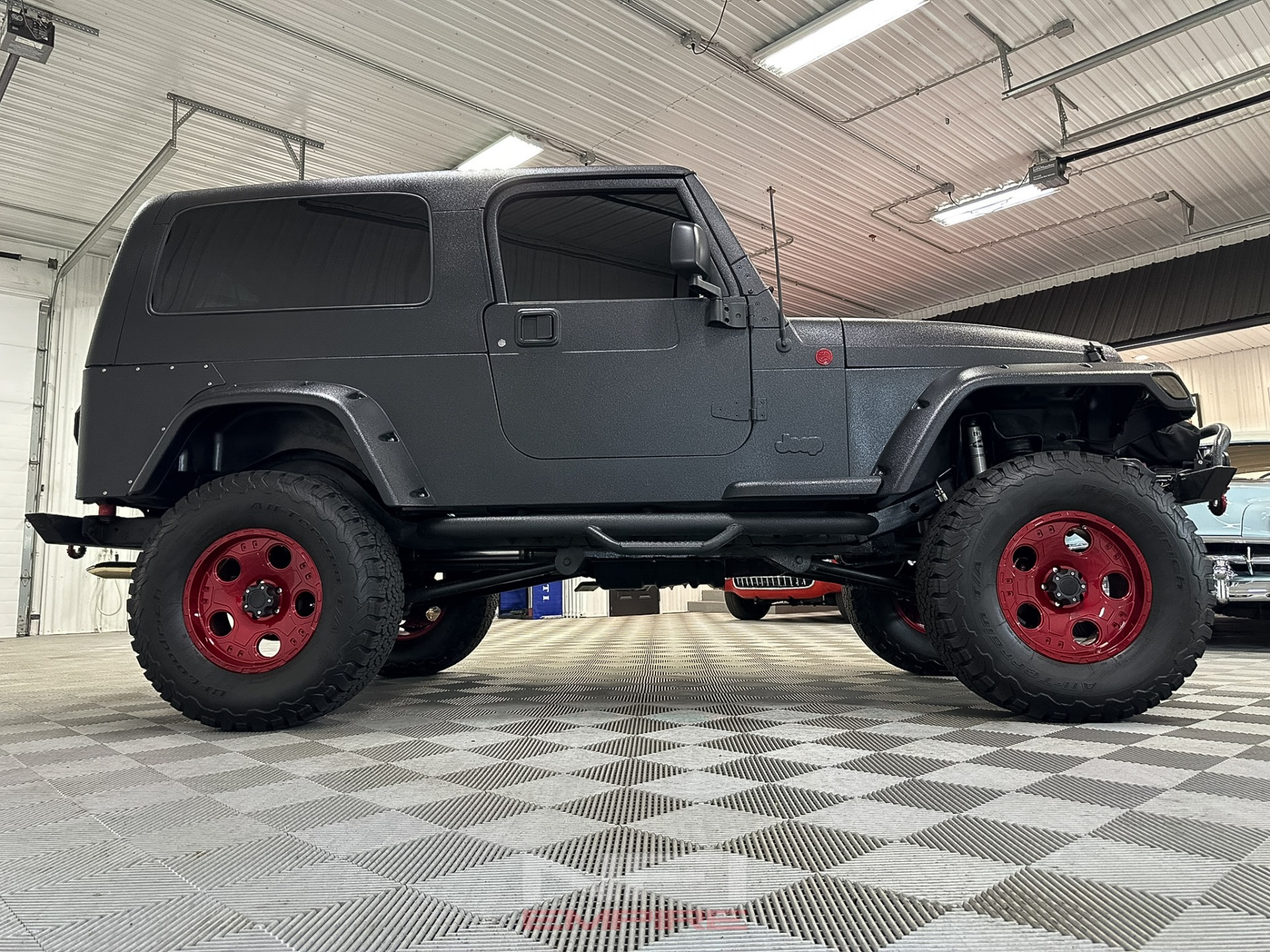 Used-2005-Jeep-Wrangler-Unlimited-Sport-Utility-2D-1746043947