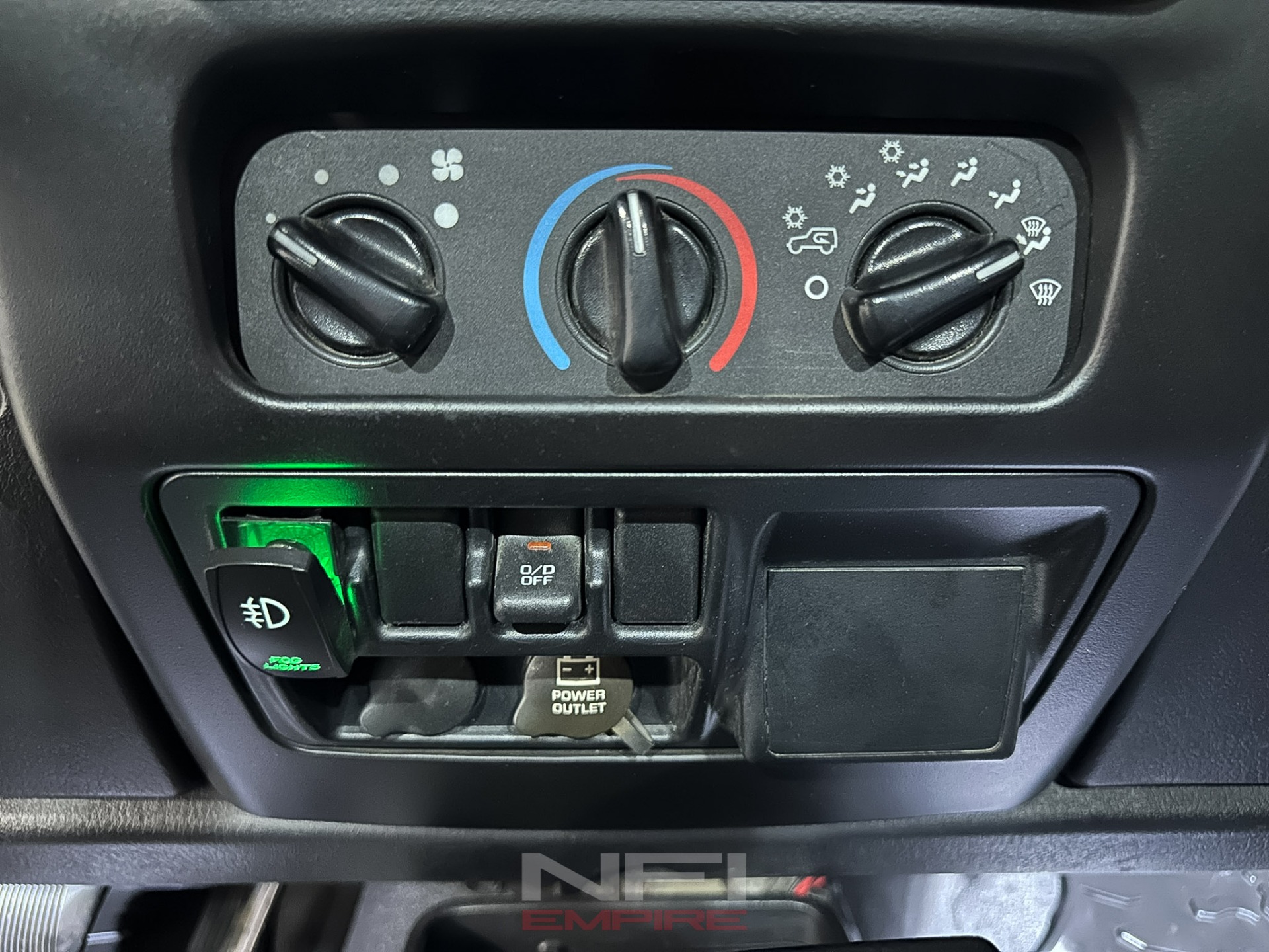 Used-2005-Jeep-Wrangler-Unlimited-Sport-Utility-2D-1746043954