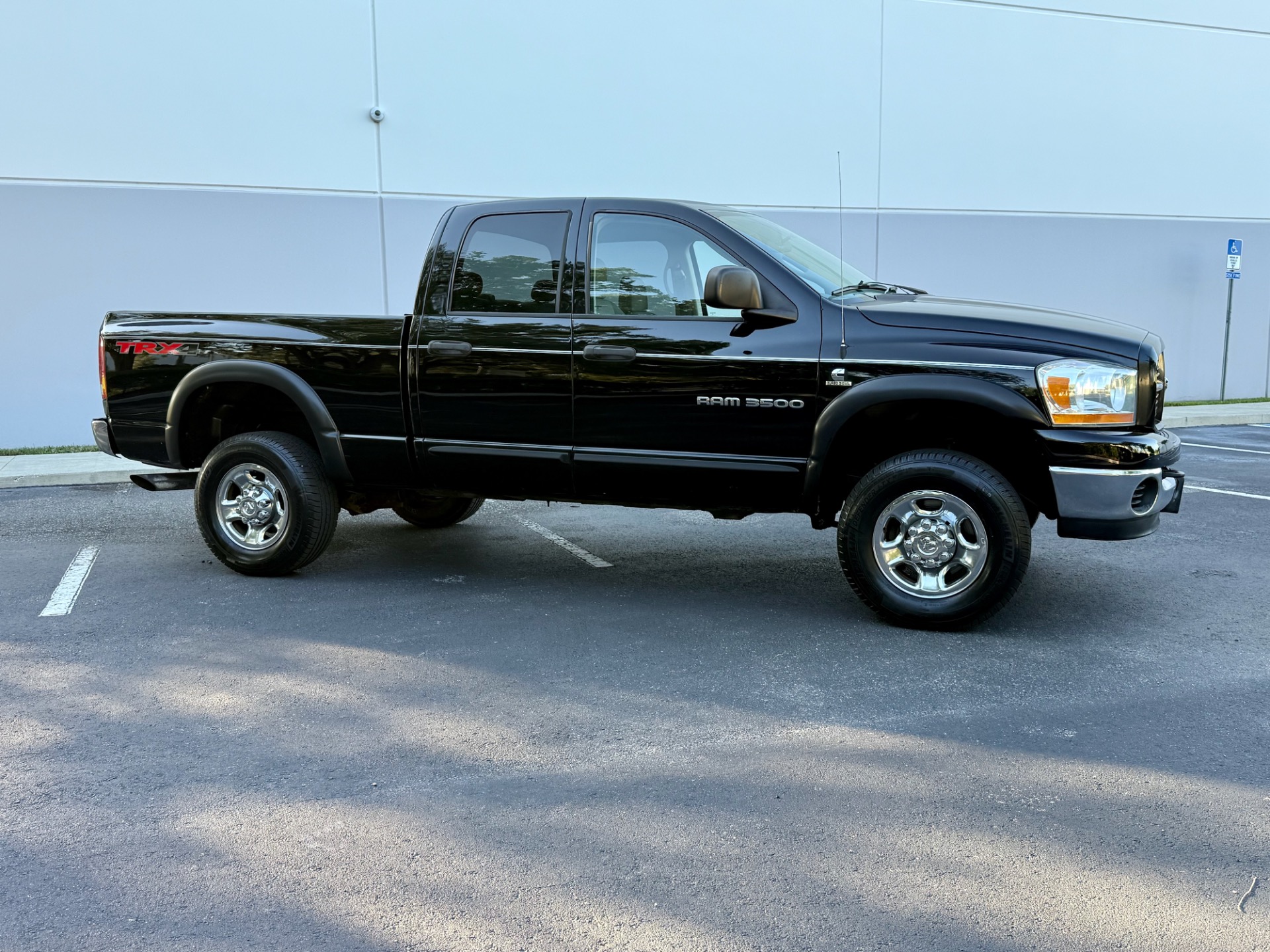 Used-2006-Dodge-Ram-3500-2500-4X4-CUMMINS-59-SOUTHERN-EXCEPTIONAL-SLT-1745266309