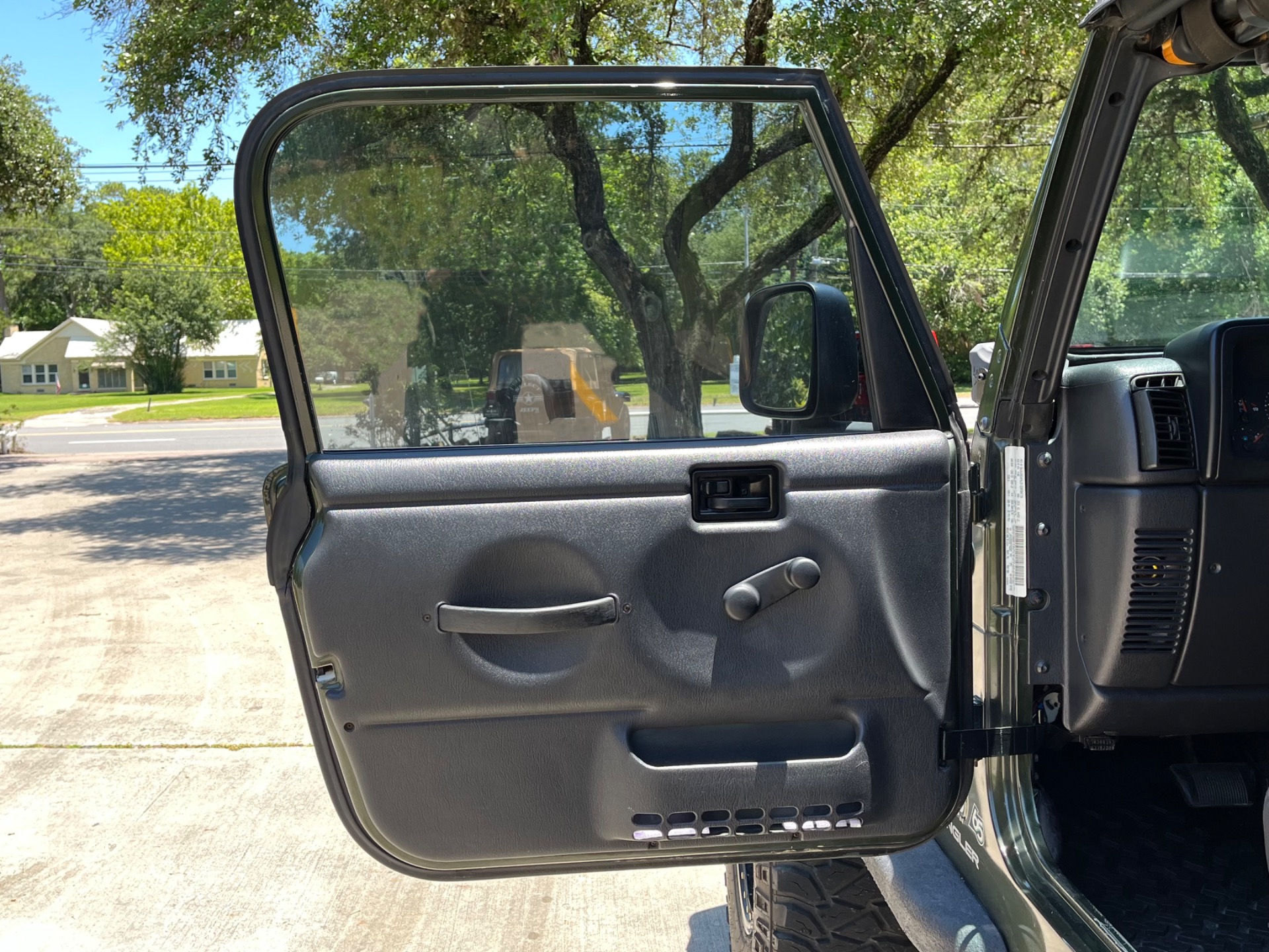 Used-2006-Jeep-Wrangler-65th-Anniversary-Edition (11)