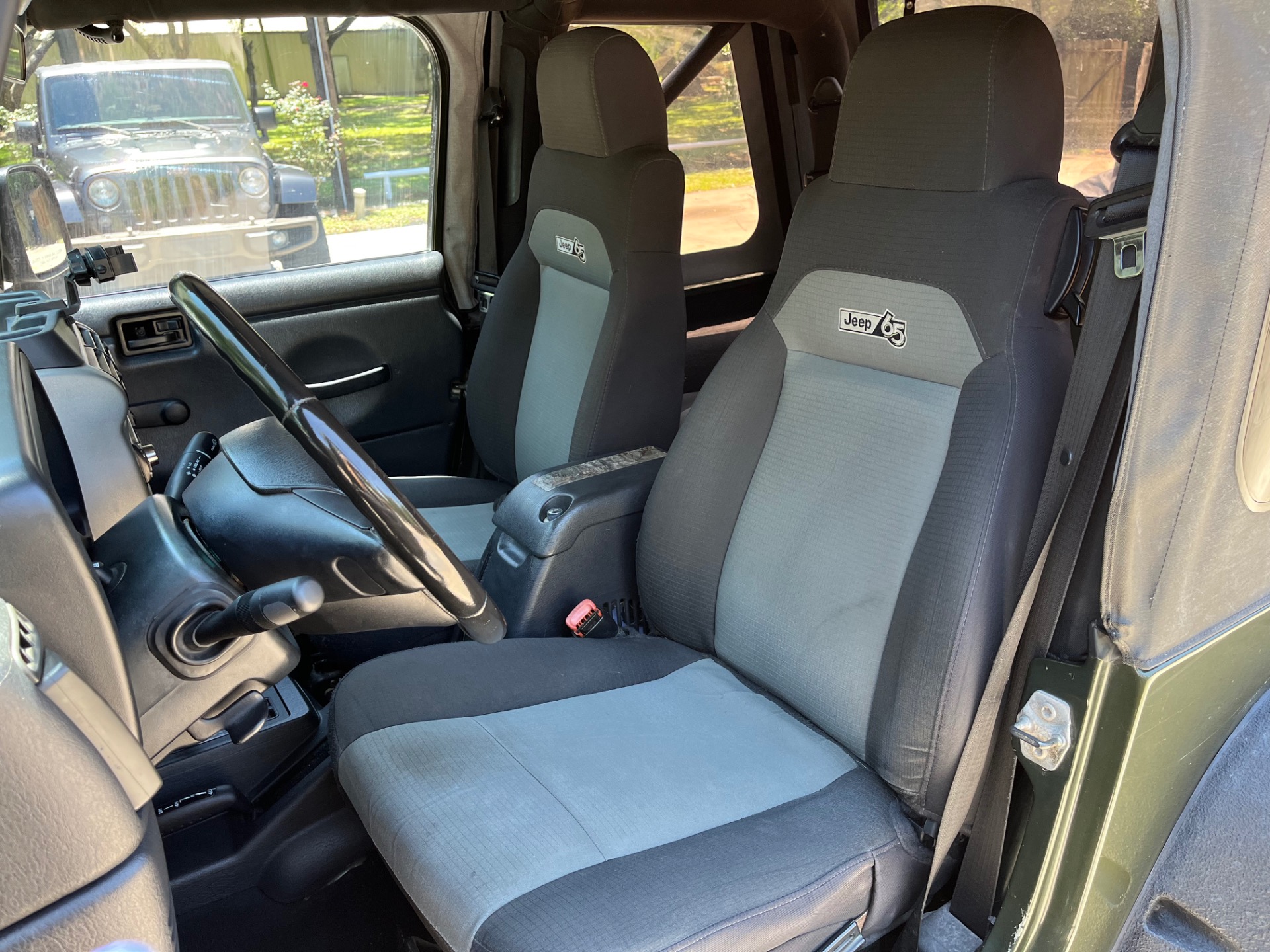 Used-2006-Jeep-Wrangler-65th-Anniversary-Edition (12)