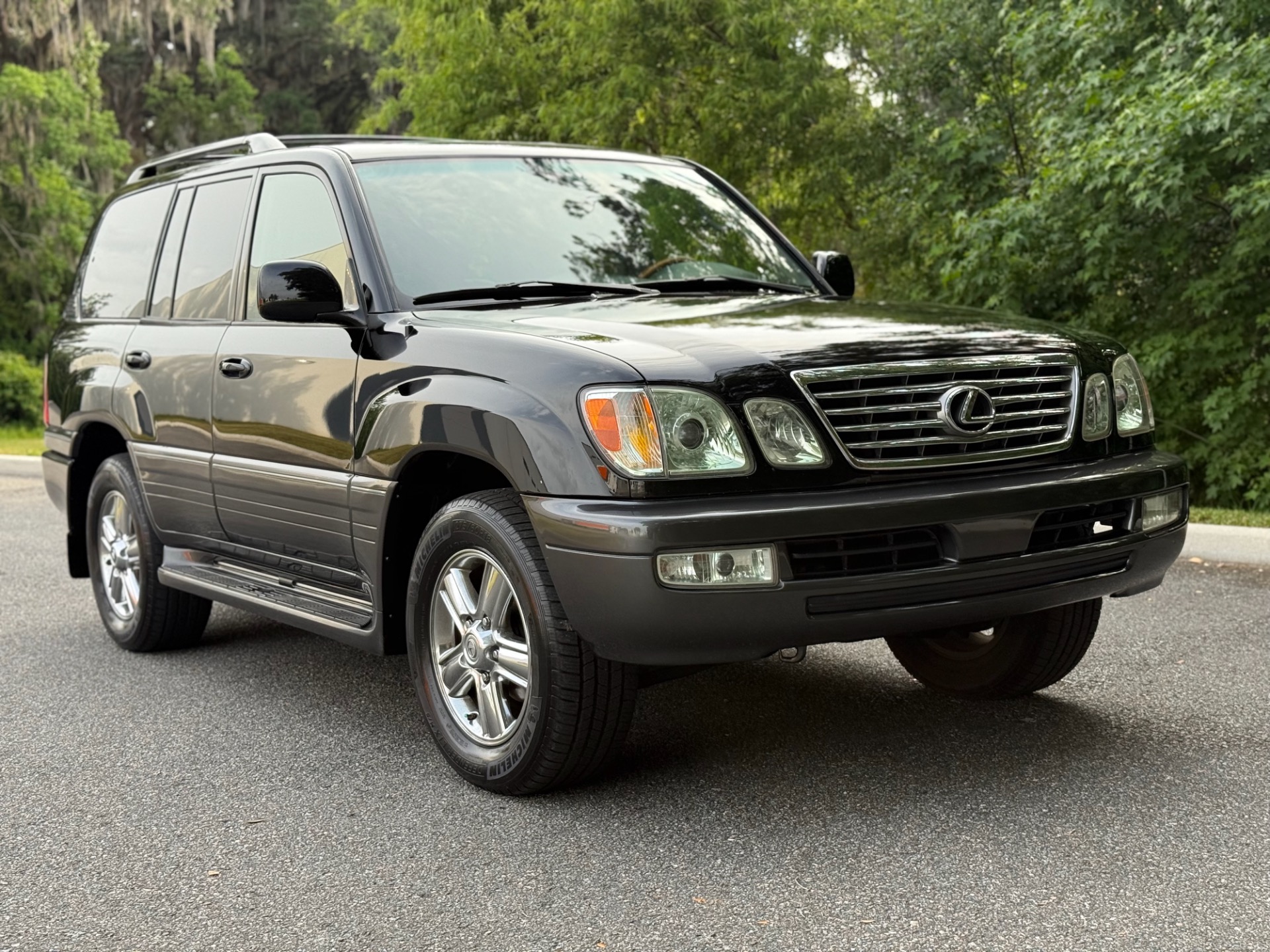 Used-2006-Lexus-LX-470-1746638072 (1)
