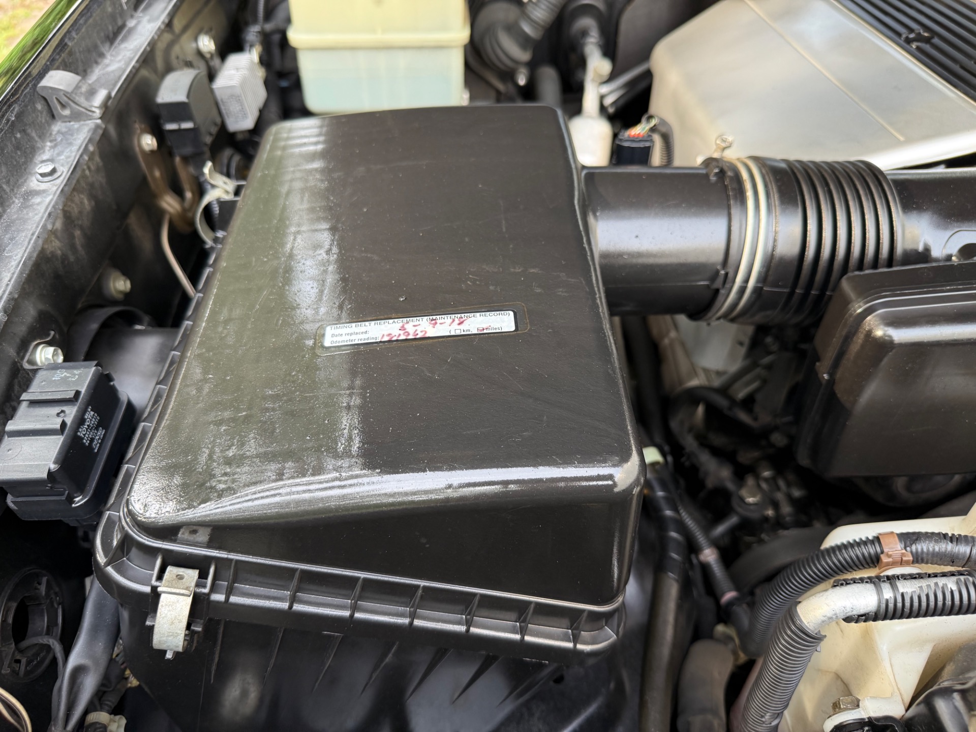 Used-2006-Lexus-LX-470-1746638077 (2)
