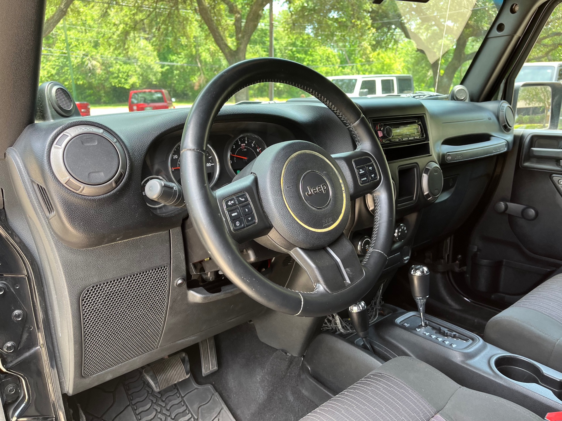 Used-2011-Jeep-Wrangler-Sport (14)