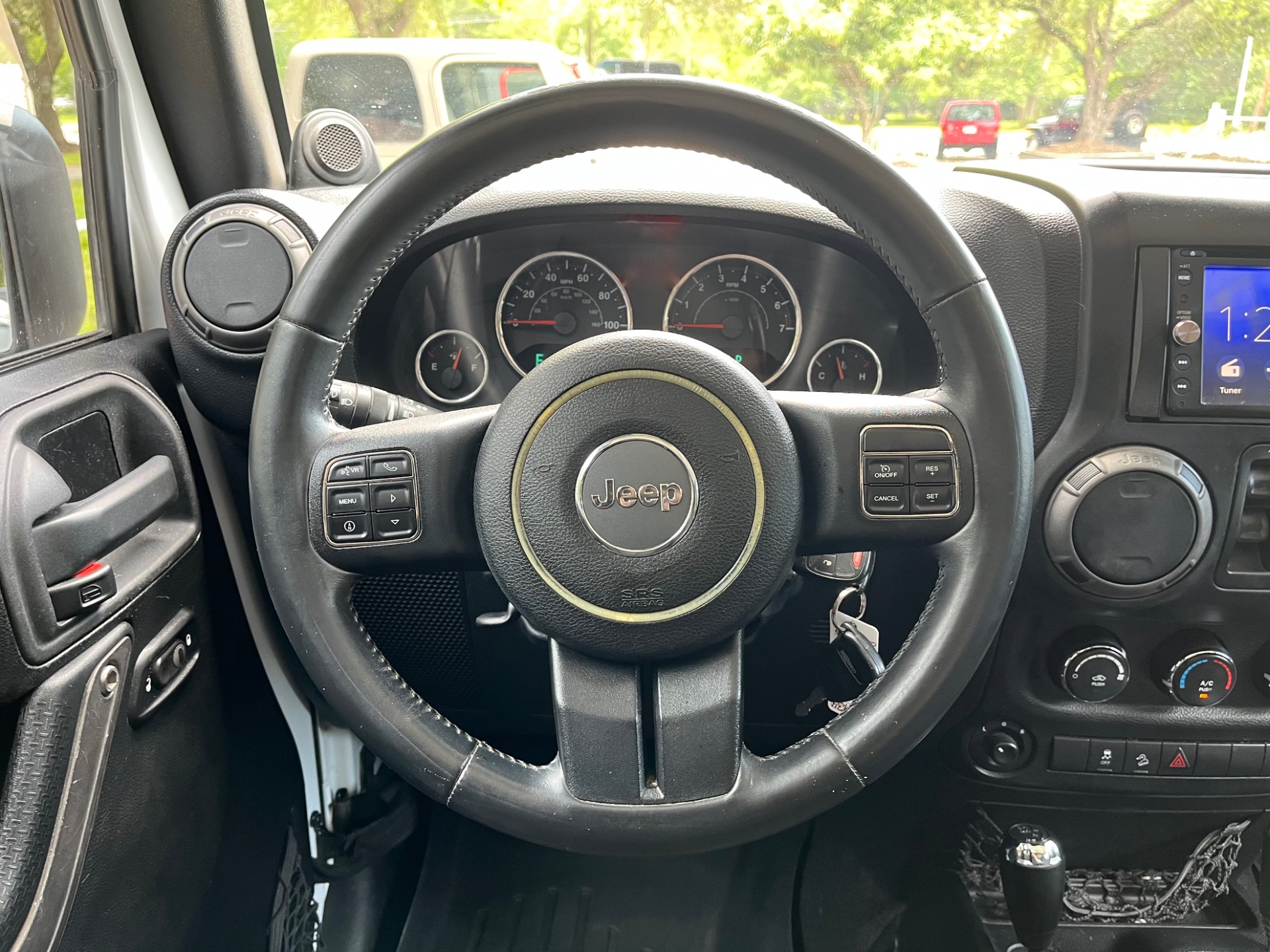 Used-2014-Jeep-Wrangler-Unlimited-Sport (6)