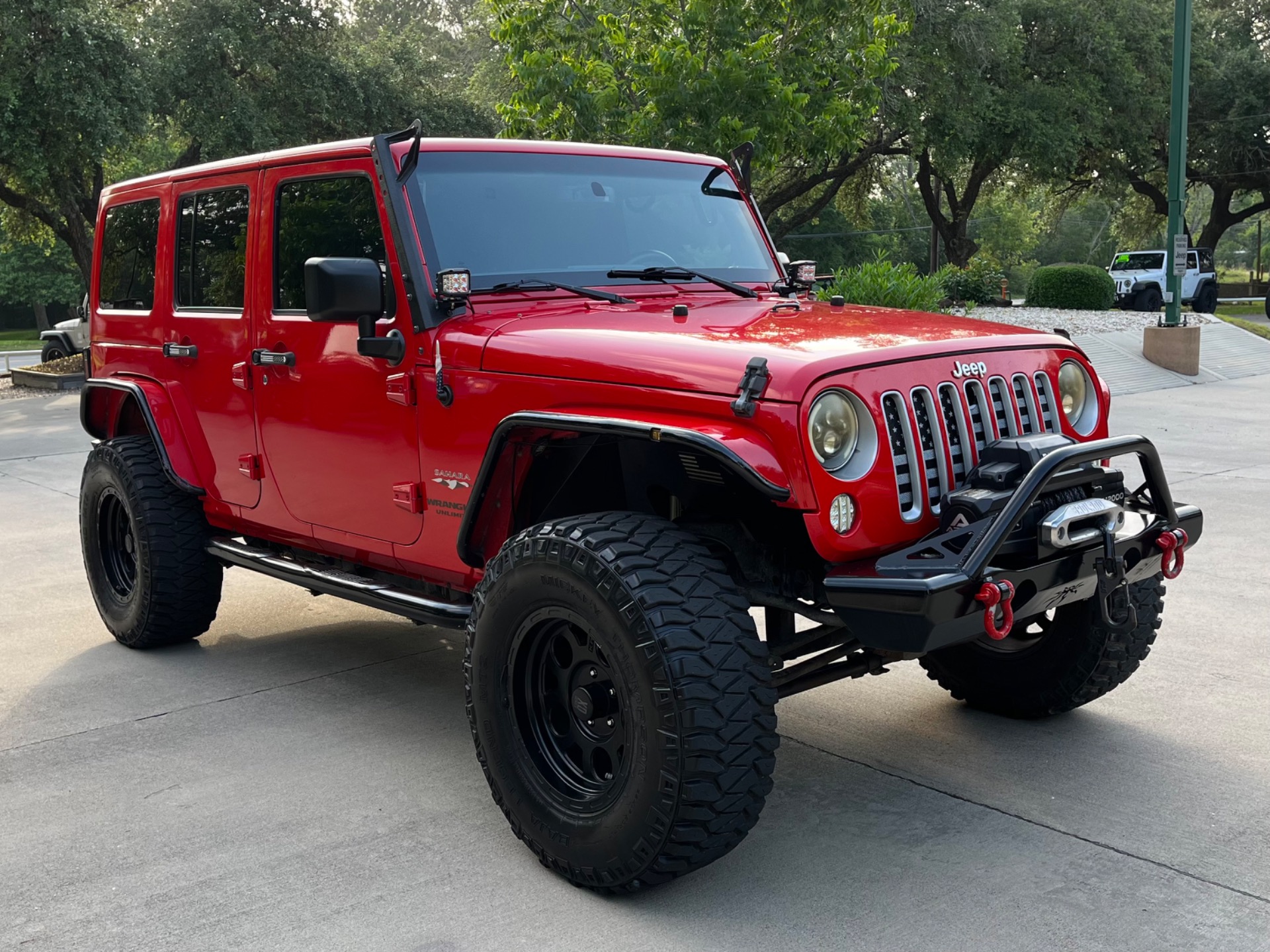 Used-2016-Jeep-Wrangler-Unlimited-Sahara (10)