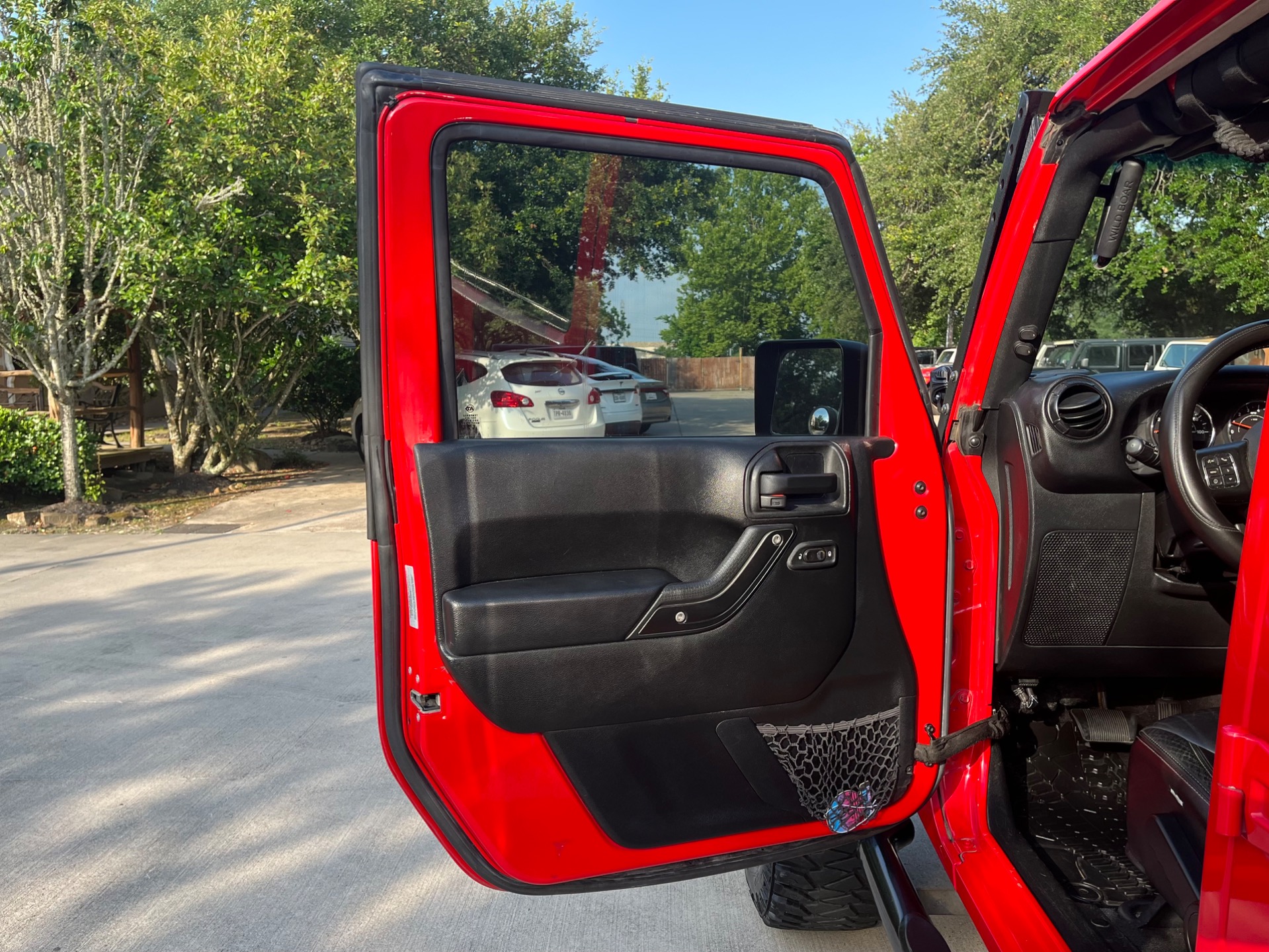Used-2016-Jeep-Wrangler-Unlimited-Sahara (11)