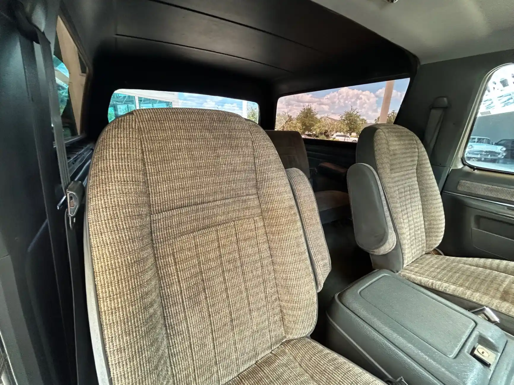 bricknose-ford-bronco-eddie-bauer-for-sale-1