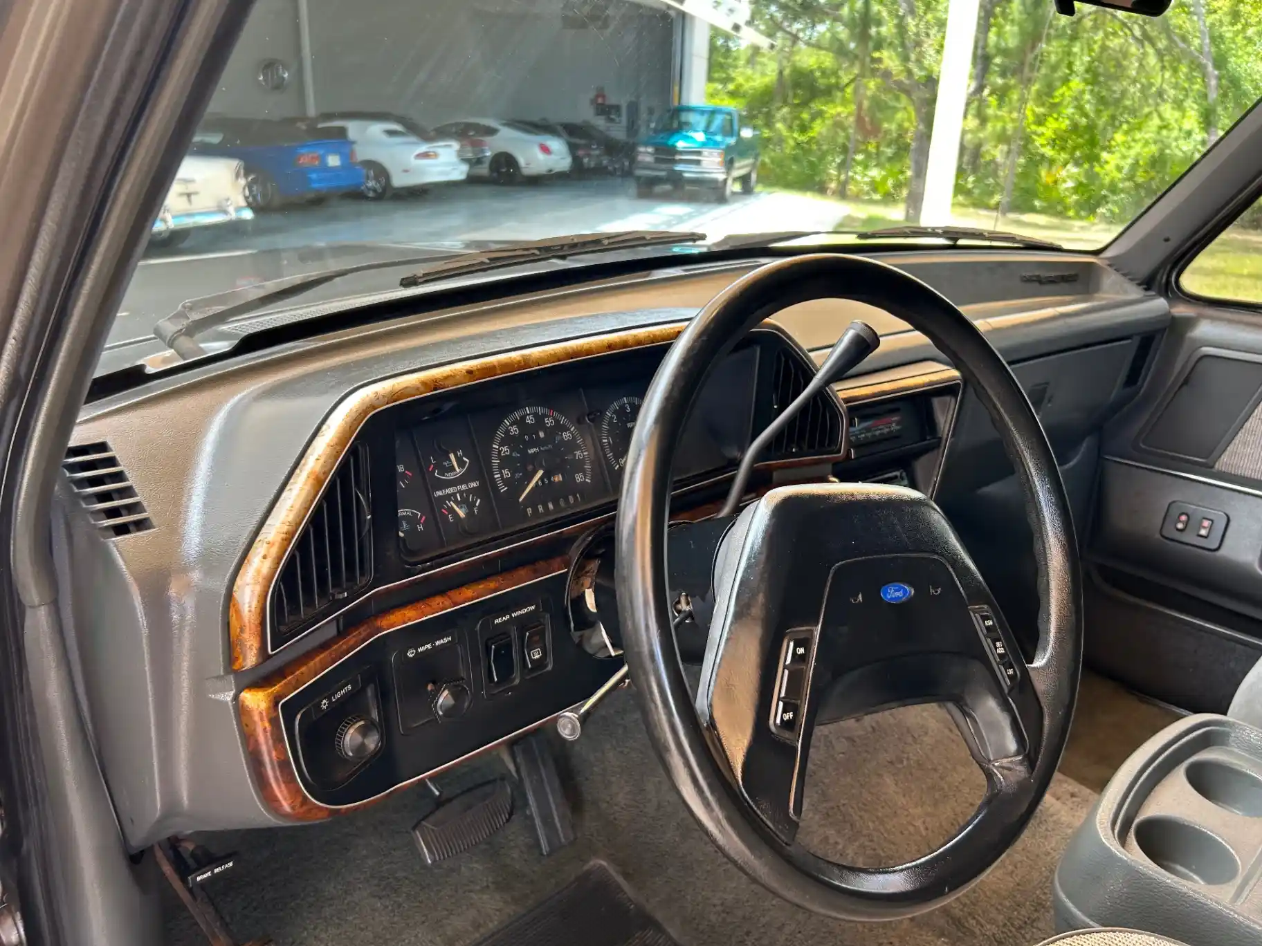 bricknose-ford-bronco-eddie-bauer-for-sale-19