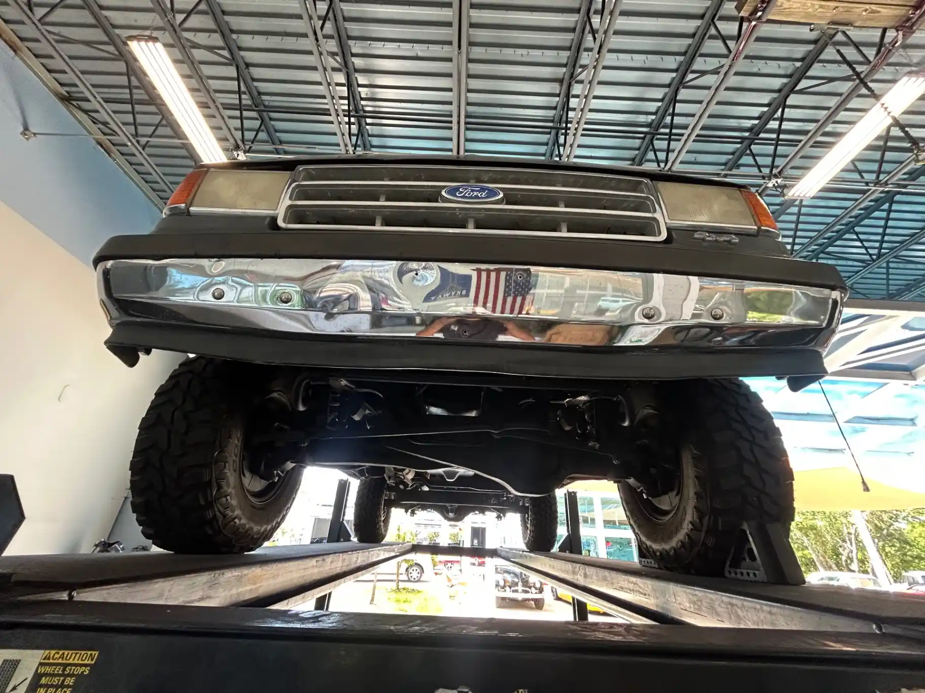 bricknose-ford-bronco-eddie-bauer-for-sale-23