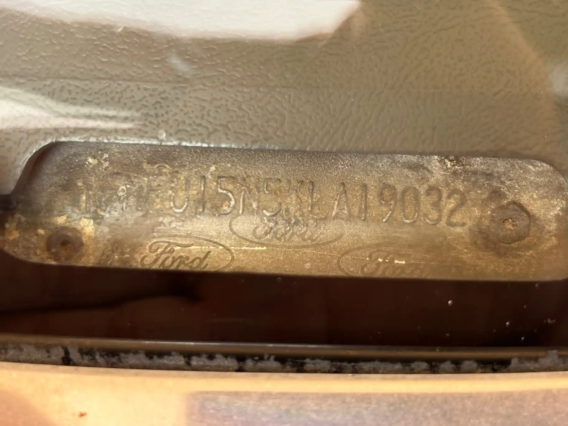 bricknose-ford-bronco-eddie-bauer-for-sale-31