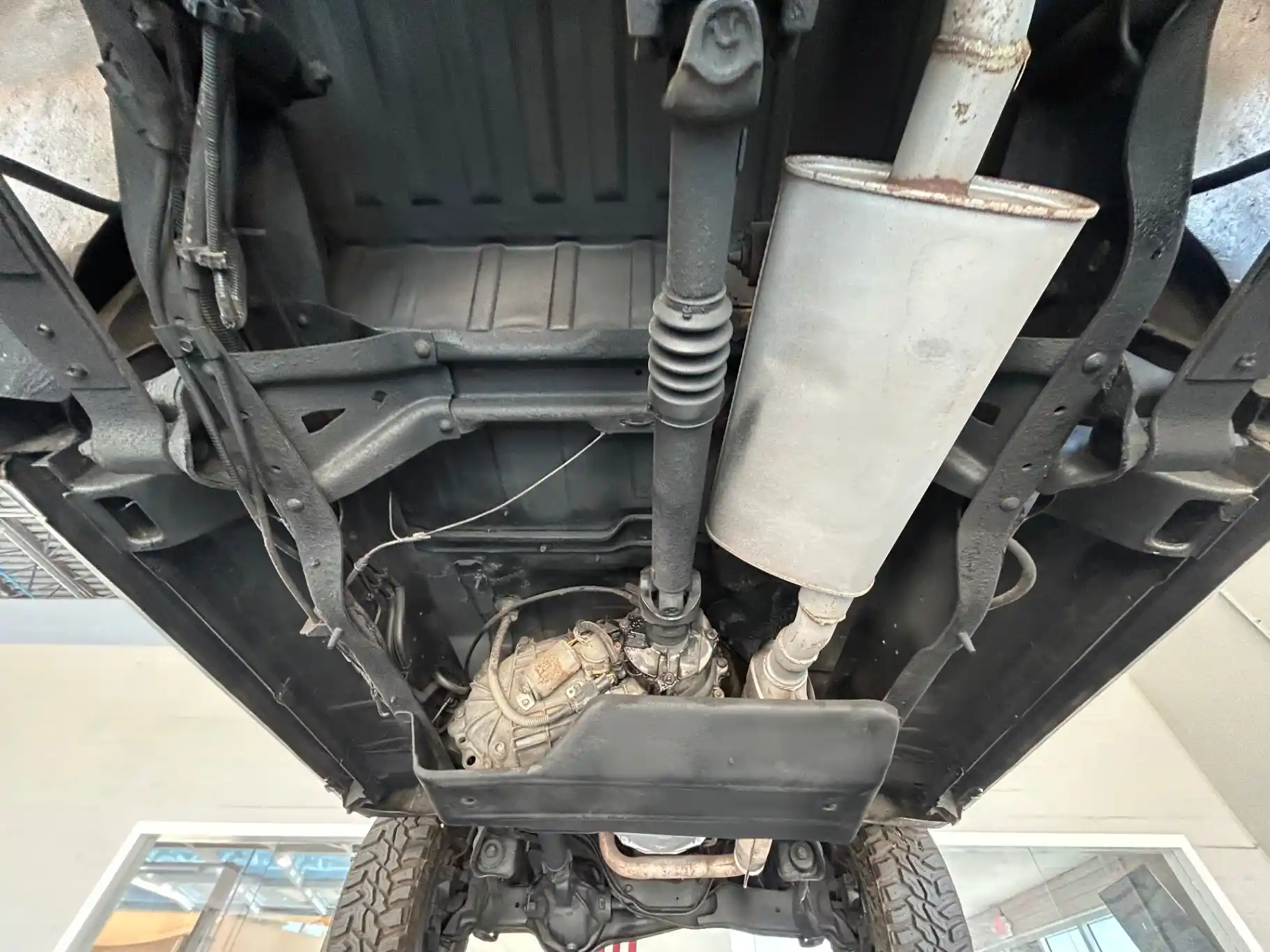 bricknose-ford-bronco-eddie-bauer-for-sale-32