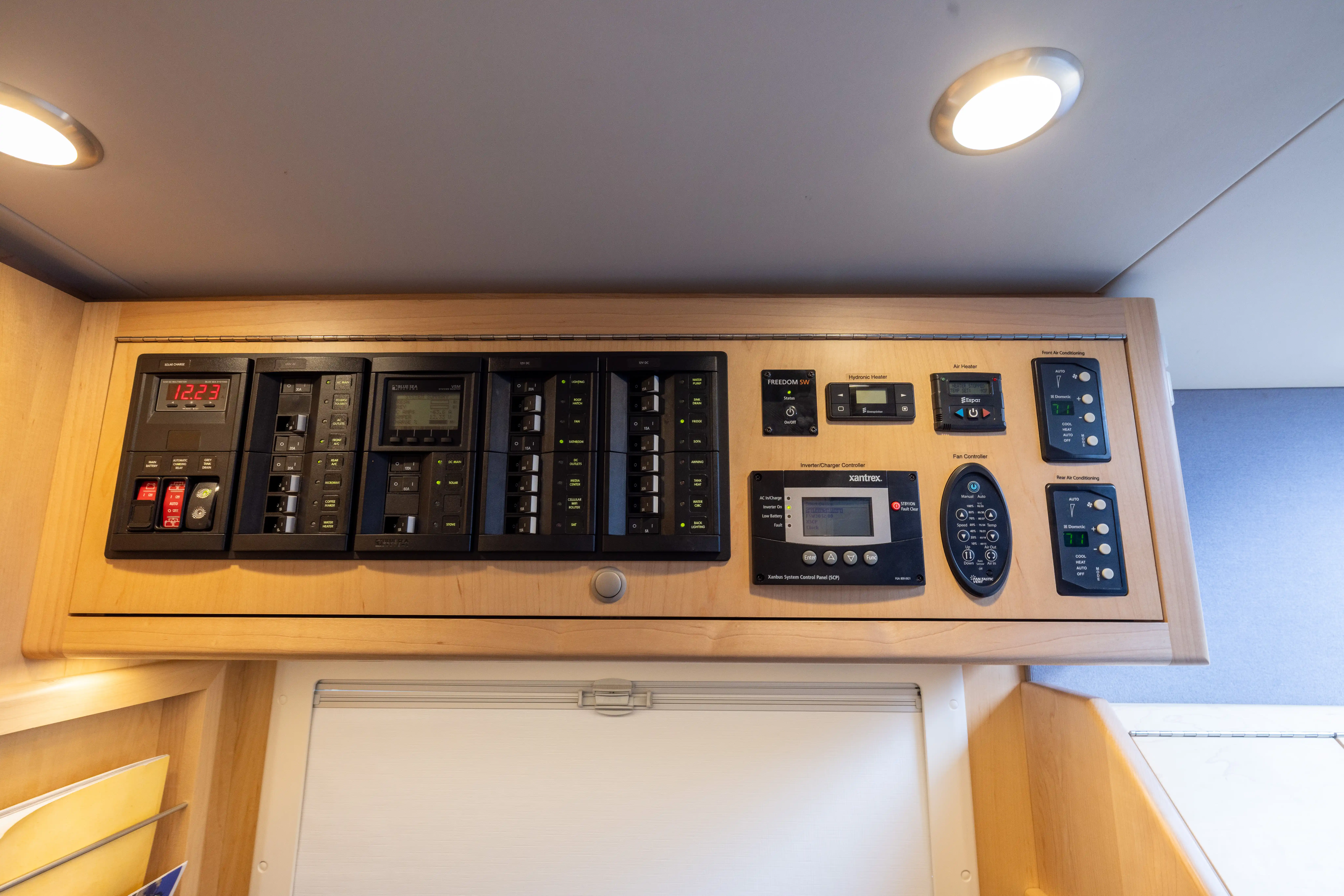 earthroamer-pre-roamed-157-for-sale-07