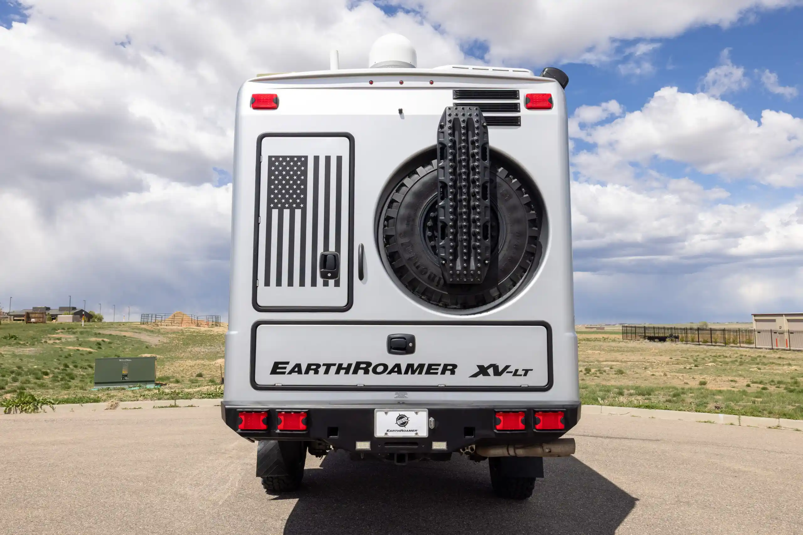 earthroamer-pre-roamed-157-for-sale-37
