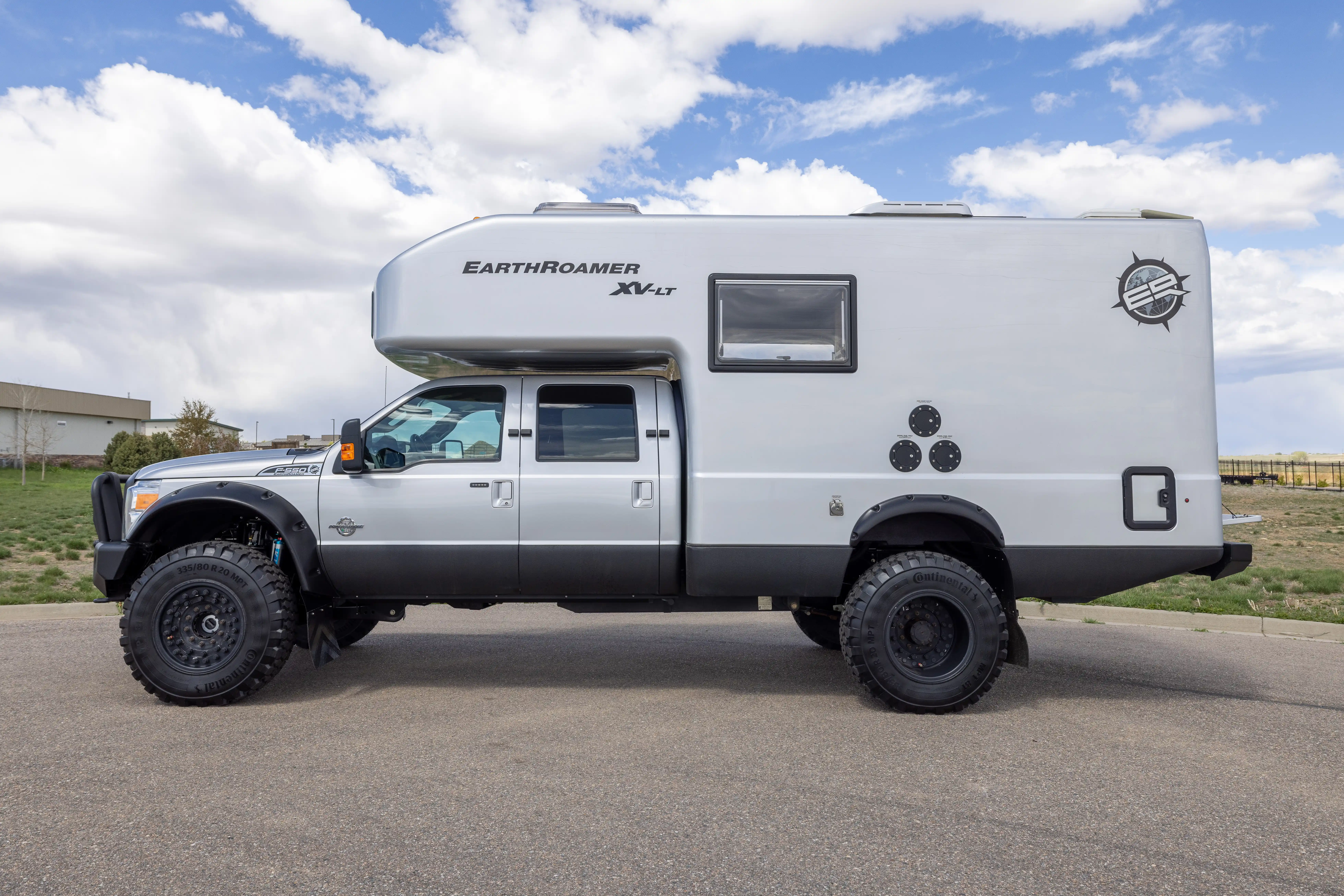 earthroamer-pre-roamed-157-for-sale-39