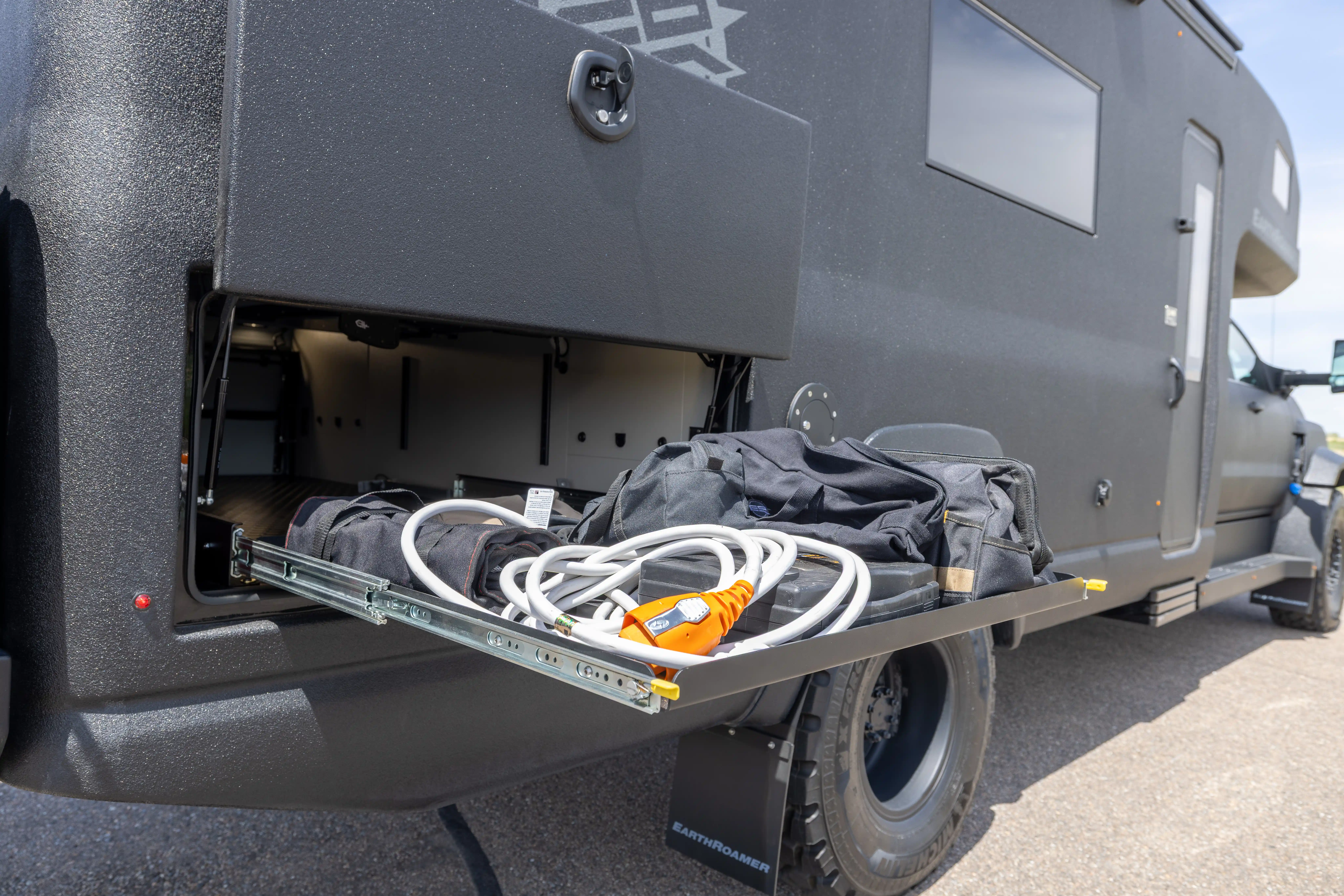 earthroamer-pre-roamed-sx-022-36
