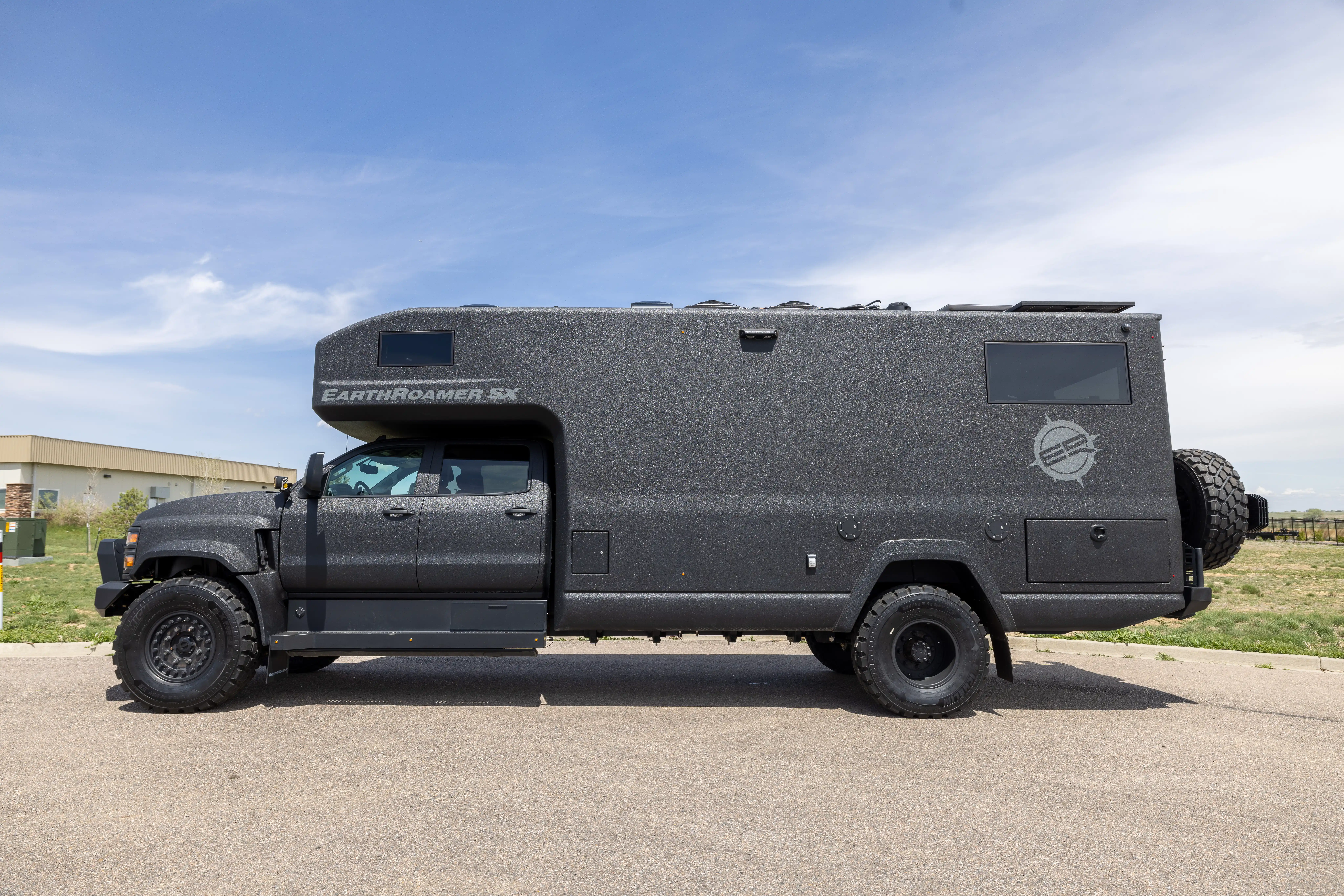 earthroamer-pre-roamed-sx-022-43