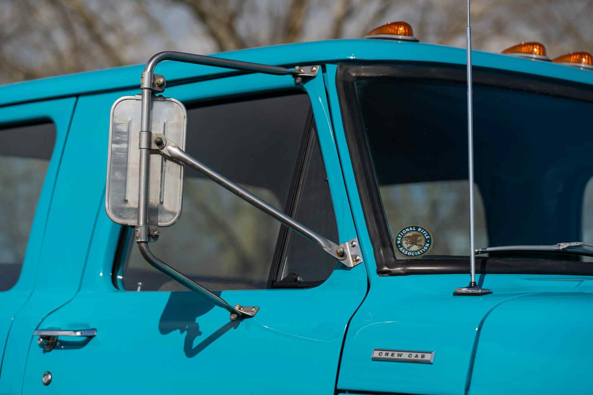 highline-1969-ford-f250-crew-cab-highboy-for-sale-16