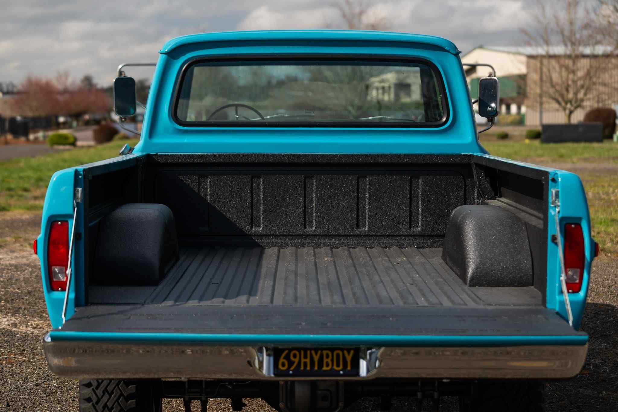 highline-1969-ford-f250-crew-cab-highboy-for-sale-28