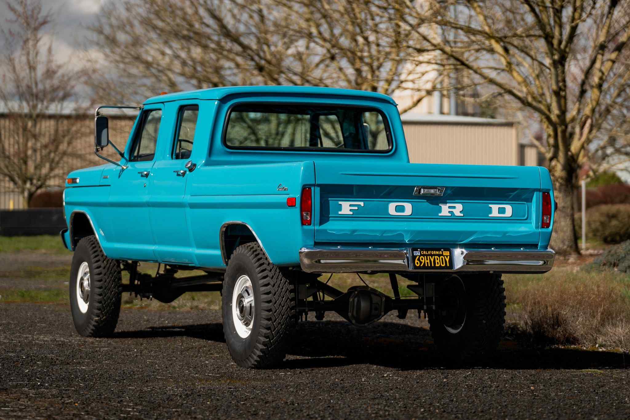 highline-1969-ford-f250-crew-cab-highboy-for-sale-4