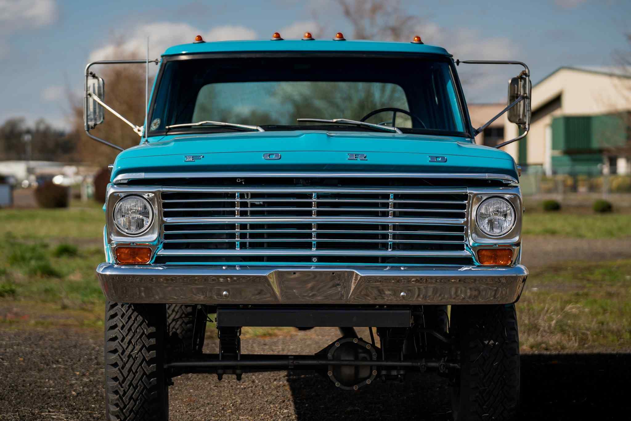 highline-1969-ford-f250-crew-cab-highboy-for-sale-7