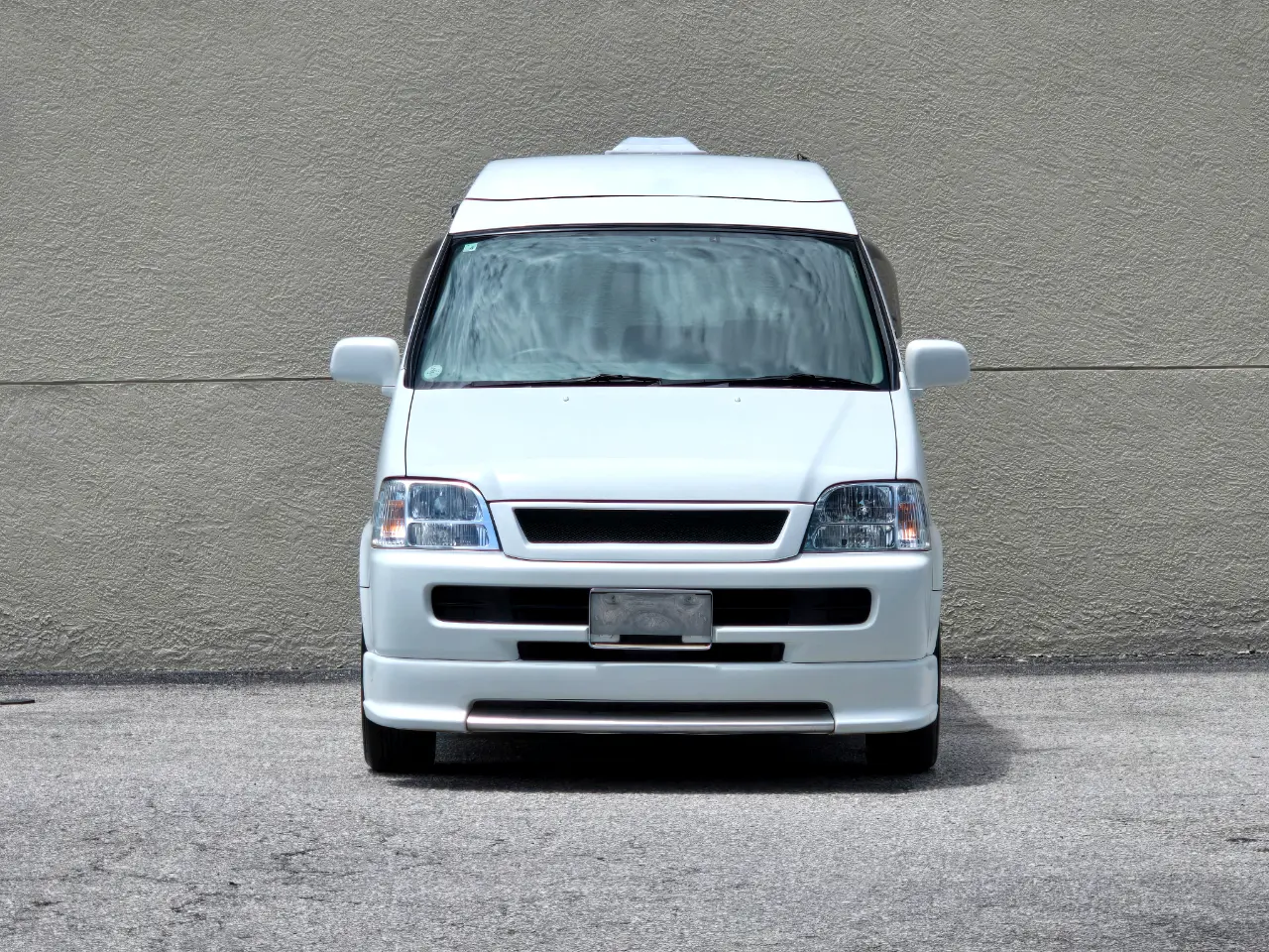 honda-stepwagon-camper-for-sale-02