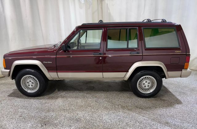 jeep-cherokee-xj-for-sale-04