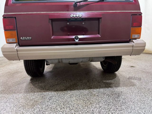 jeep-cherokee-xj-for-sale-15