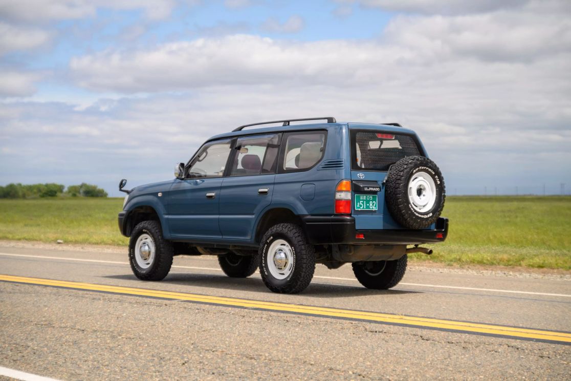 land-cruiser-prado-for-sale-03