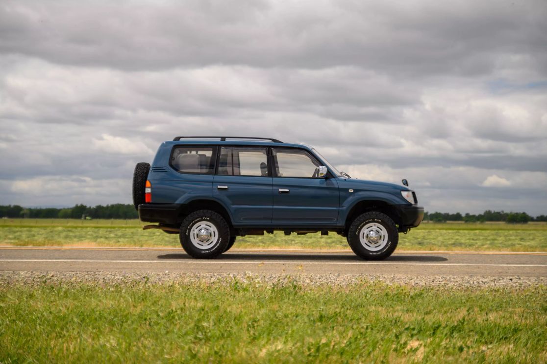 land-cruiser-prado-for-sale-06