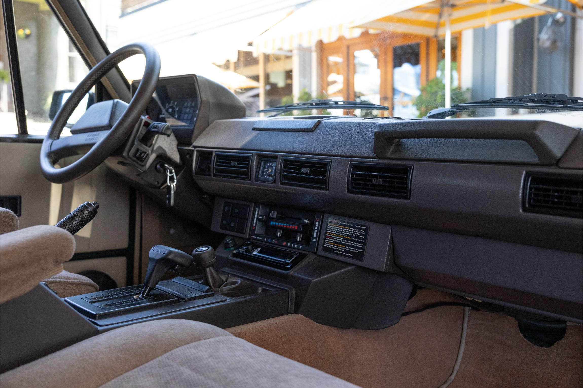 land-rover-range-rover-classic-blackden-edition-005-ardennes-for-sale-15