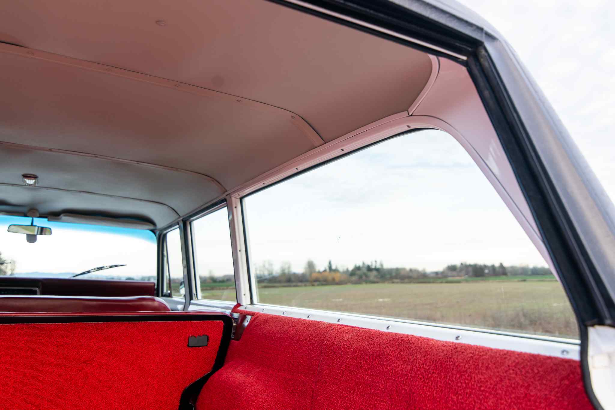 modified-1970-international-harvester-travelall-for-sale-121