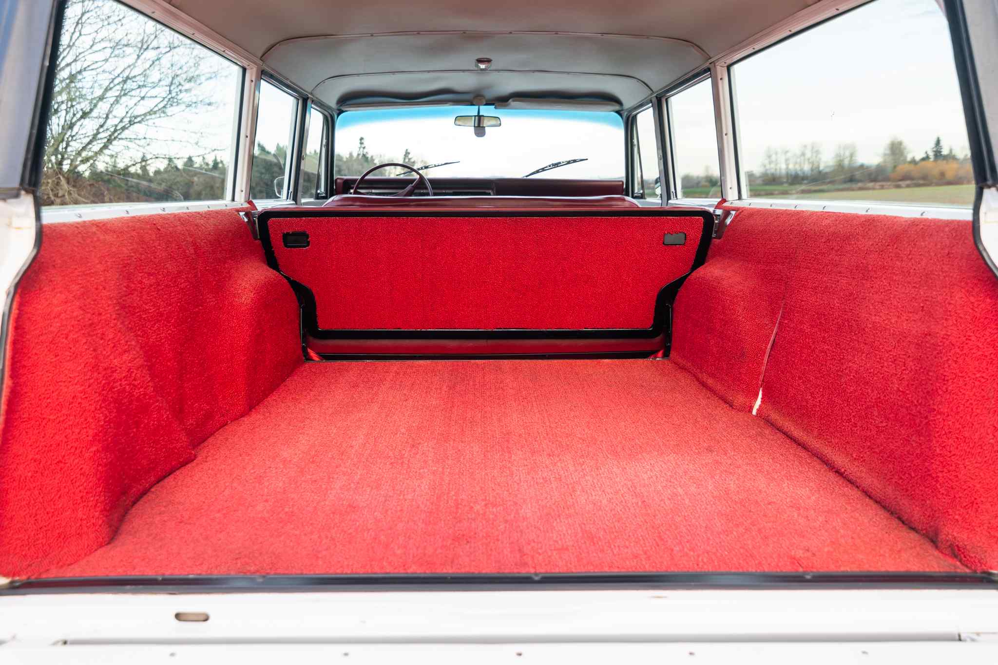modified-1970-international-harvester-travelall-for-sale-127