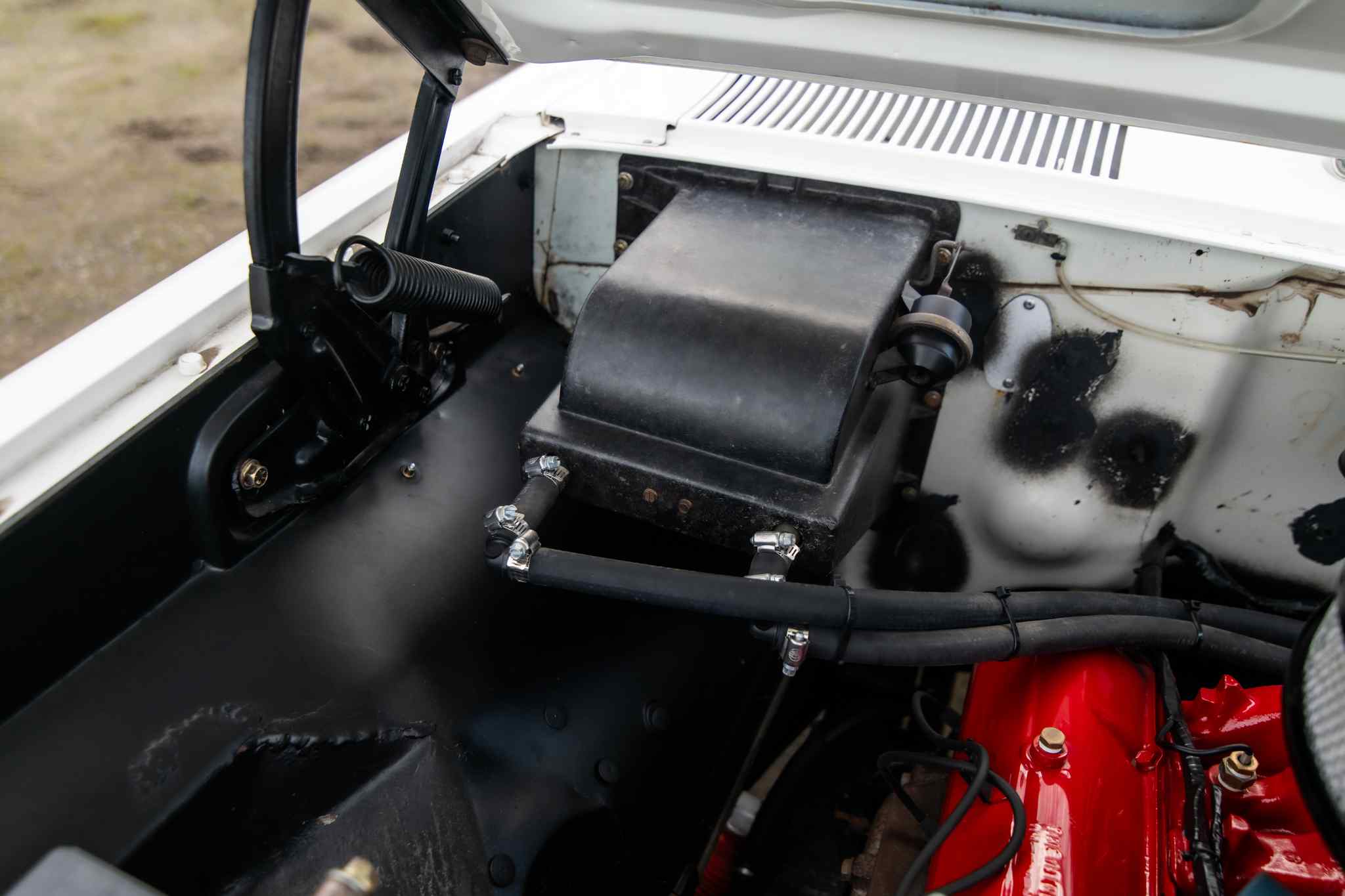 modified-1970-international-harvester-travelall-for-sale-136
