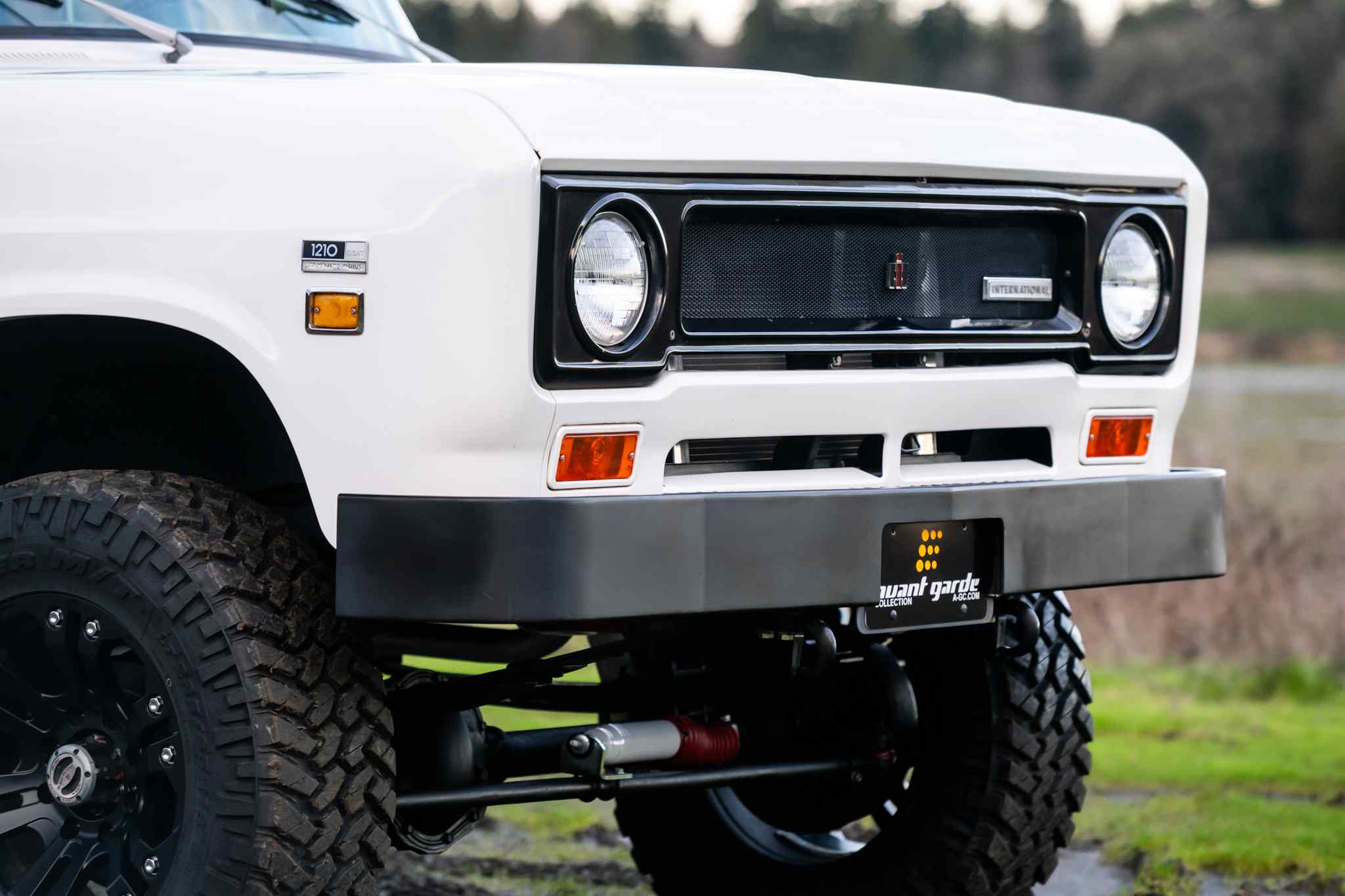 modified-1970-international-harvester-travelall-for-sale-20